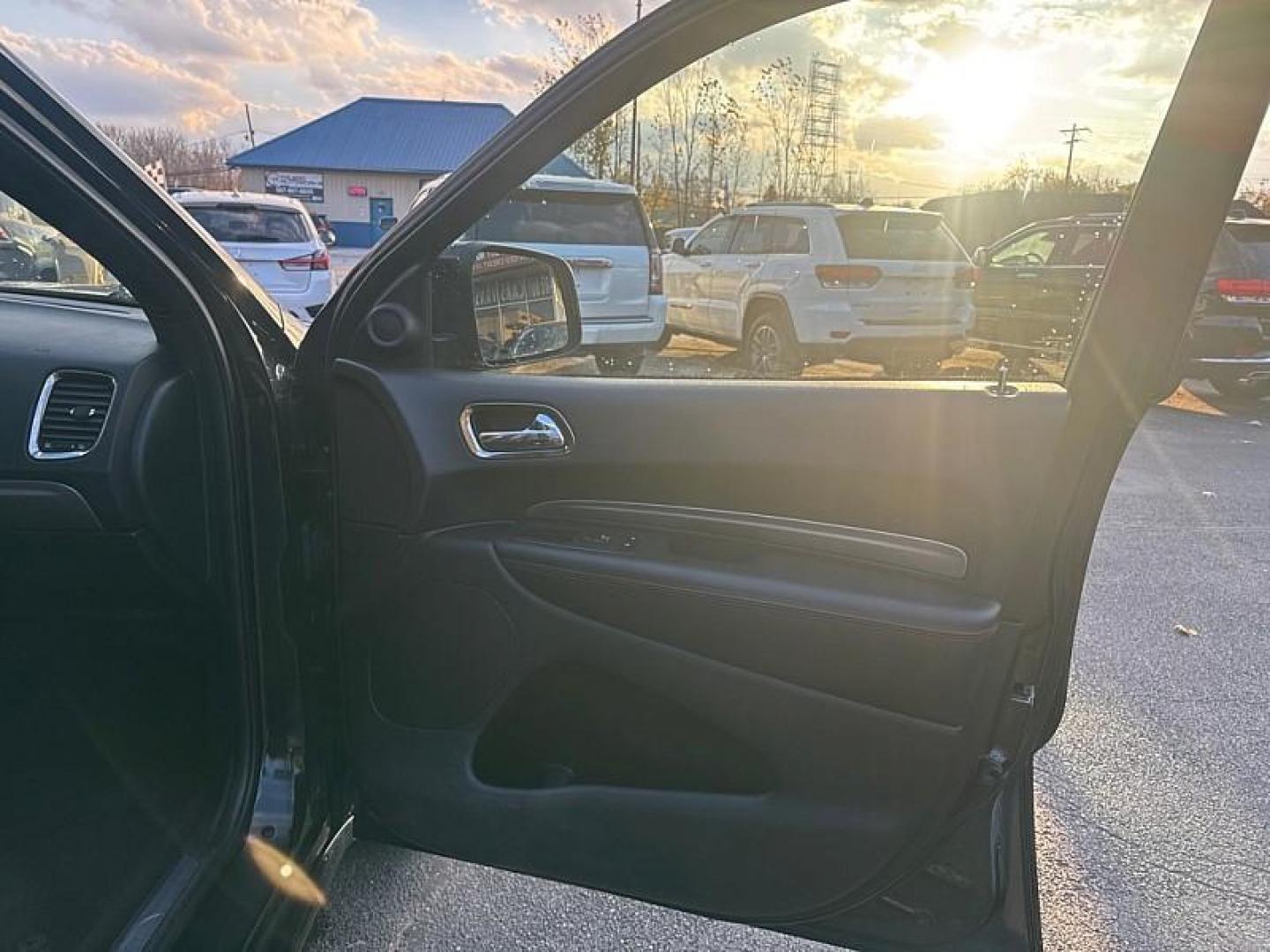 2018 BLACK /BLACK Dodge Durango R/T AWD (1C4SDJCT4JC) with an 5.7L V8 OHV 16V engine, 8A transmission, located at 3304 Woodville Road, Northwood, OH, 43619, (419) 210-8019, 41.612694, -83.480743 - Your #1 Destination for Auto Loans and mdash;No Matter Your Credit!At our dealership, we believe everyone deserves the opportunity to drive their dream car and mdash;whether you have good credit, bad credit, or no credit at all. With a wide selection of hundreds of cars, trucks, and SUVs, you'll fin - Photo#17