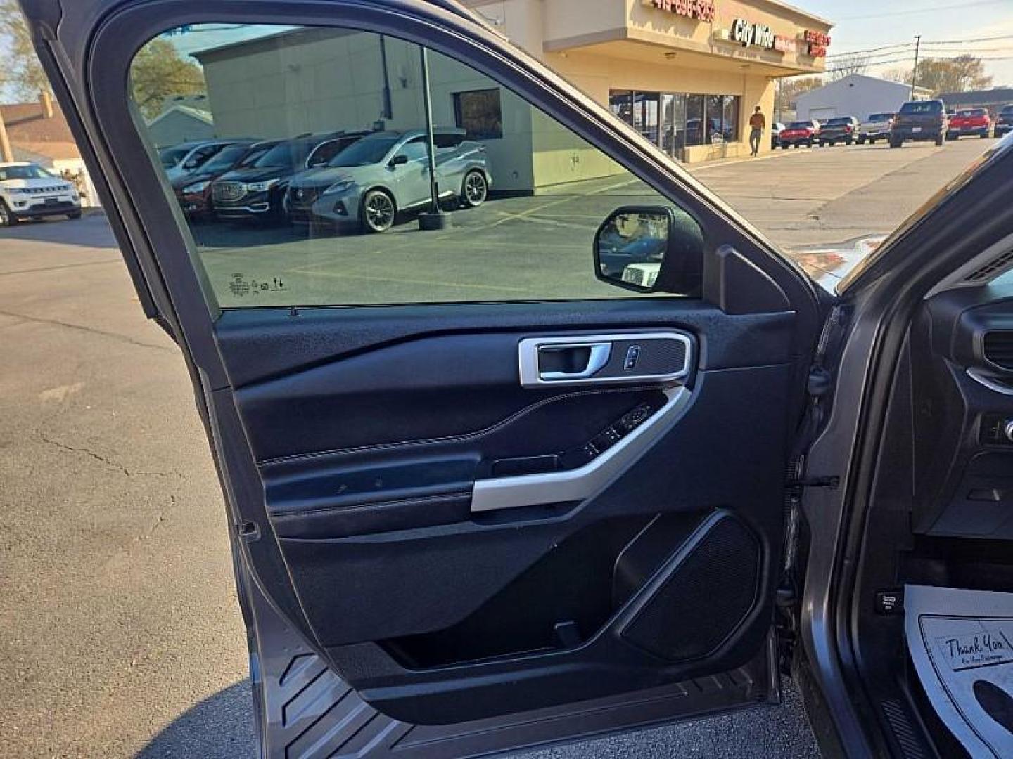 2021 SILVER /BLACK Ford Explorer XLT AWD (1FMSK8DH0MG) with an 2.3L L4 DOHC 16V engine, 10A transmission, located at 3304 Woodville Road, Northwood, OH, 43619, (419) 210-8019, 41.612694, -83.480743 - Your #1 Destination for Auto Loans and mdash;No Matter Your Credit!At our dealership, we believe everyone deserves the opportunity to drive their dream car and mdash;whether you have good credit, bad credit, or no credit at all. With a wide selection of hundreds of cars, trucks, and SUVs, you'll fin - Photo#8