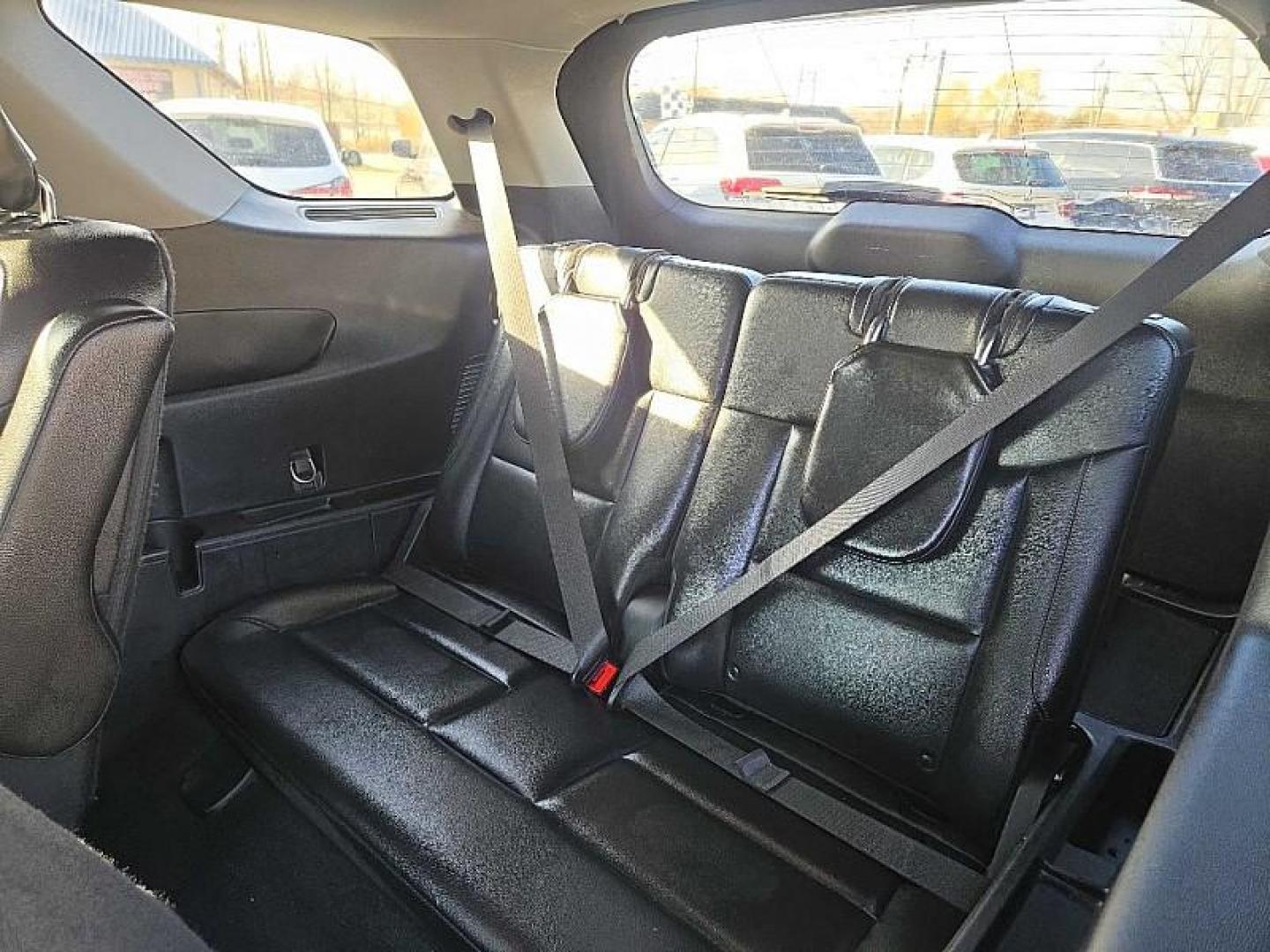 2021 SILVER /BLACK Ford Explorer XLT AWD (1FMSK8DH0MG) with an 2.3L L4 DOHC 16V engine, 10A transmission, located at 3304 Woodville Road, Northwood, OH, 43619, (419) 210-8019, 41.612694, -83.480743 - Your #1 Destination for Auto Loans and mdash;No Matter Your Credit!At our dealership, we believe everyone deserves the opportunity to drive their dream car and mdash;whether you have good credit, bad credit, or no credit at all. With a wide selection of hundreds of cars, trucks, and SUVs, you'll fin - Photo#12