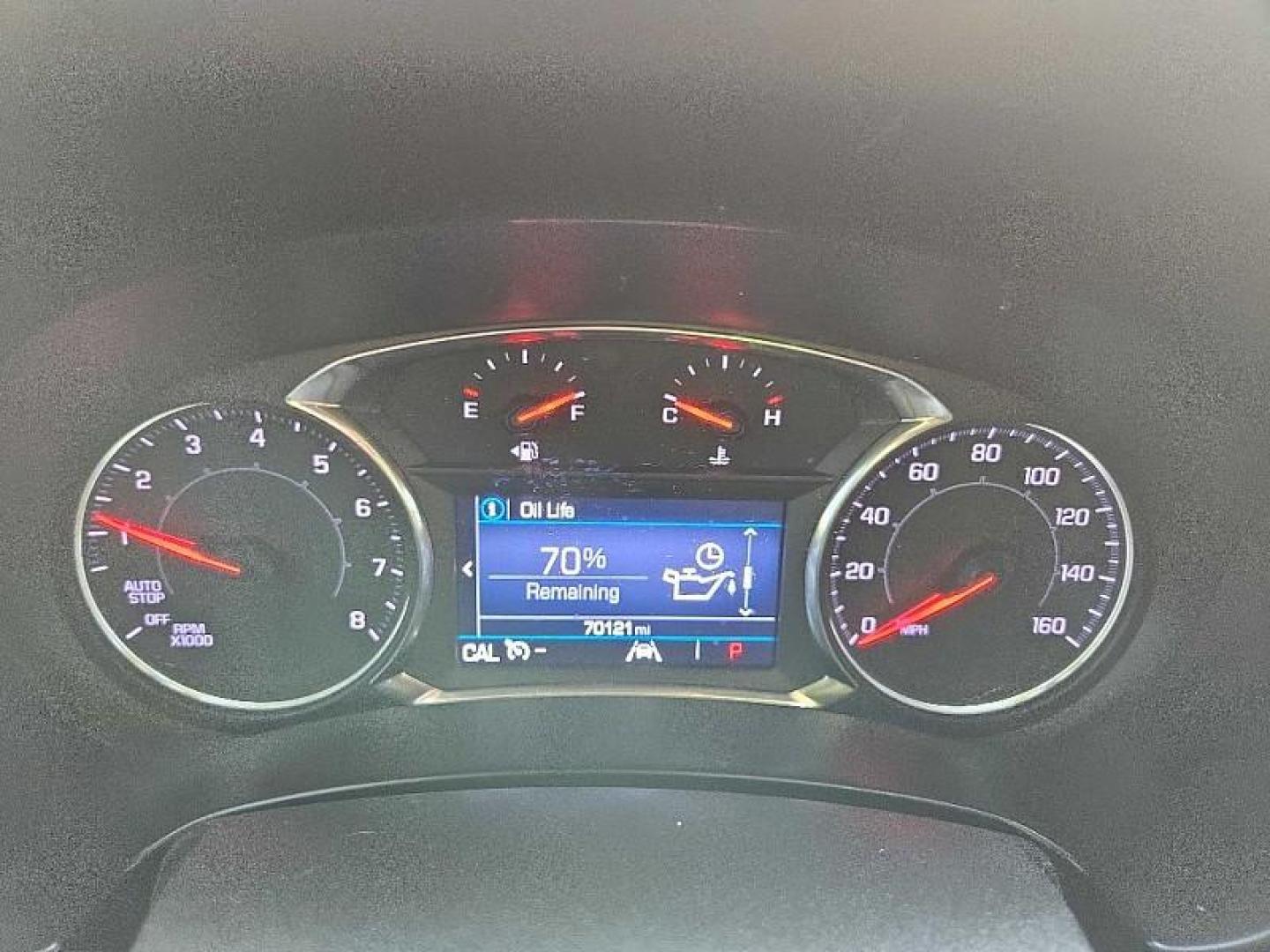 2020 GRAY /BLACK GMC Terrain SLE (3GKALMEV8LL) with an 1.4L L4 DOHC 16V TURBO engine, 6A transmission, located at 3304 Woodville Road, Northwood, OH, 43619, (419) 210-8019, 41.612694, -83.480743 - Your #1 Destination for Auto Loans and mdash;No Matter Your Credit!At our dealership, we believe everyone deserves the opportunity to drive their dream car and mdash;whether you have good credit, bad credit, or no credit at all. With a wide selection of hundreds of cars, trucks, and SUVs, you'll fin - Photo#18