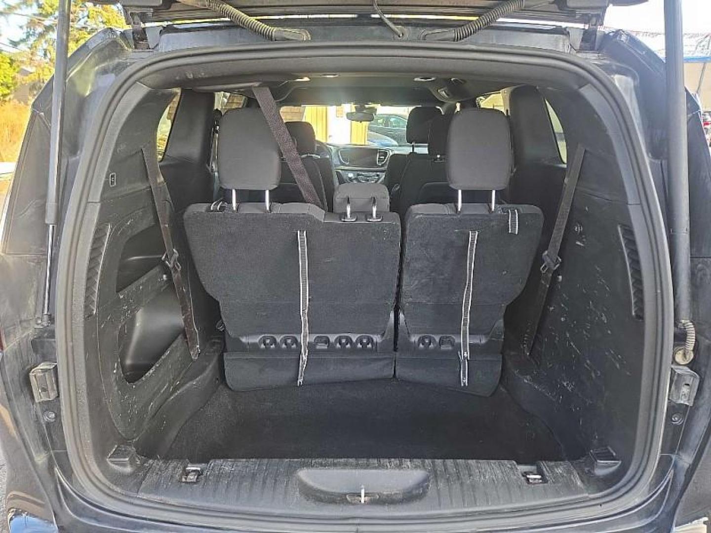 2024 BLACK /BLACK Chrysler Pacifica Touring (2C4RC1FG3RR) with an 3.6L V6 DOHC 24V engine, 9A transmission, located at 3304 Woodville Road, Northwood, OH, 43619, (419) 210-8019, 41.612694, -83.480743 - Your #1 Destination for Auto Loans and mdash;No Matter Your Credit!At our dealership, we believe everyone deserves the opportunity to drive their dream car and mdash;whether you have good credit, bad credit, or no credit at all. With a wide selection of hundreds of cars, trucks, and SUVs, you'll fin - Photo#12