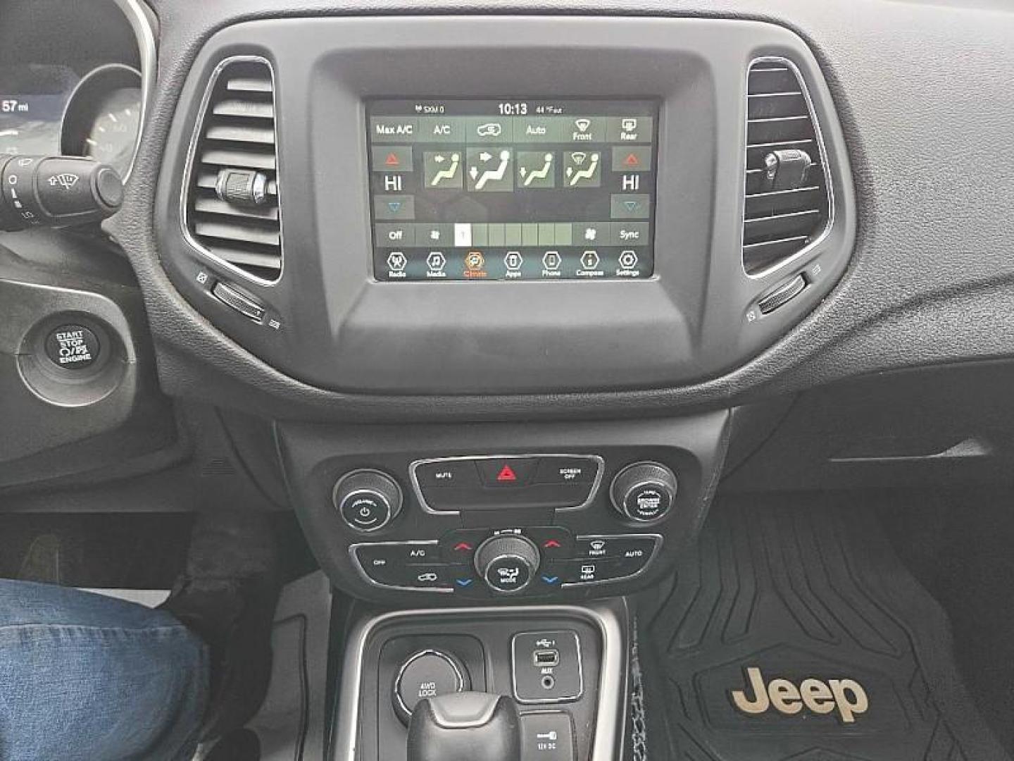 2020 GRAY /BLACK Jeep Compass Latitude 4WD (3C4NJDBB9LT) with an 2.4L L4 DOHC 16V engine, Automatic 9-Spd transmission, located at 3304 Woodville Road, Northwood, OH, 43619, (419) 210-8019, 41.612694, -83.480743 - Your #1 Destination for Auto Loans and mdash;No Matter Your Credit!At our dealership, we believe everyone deserves the opportunity to drive their dream car and mdash;whether you have good credit, bad credit, or no credit at all. With a wide selection of hundreds of cars, trucks, and SUVs, you'll fin - Photo#20