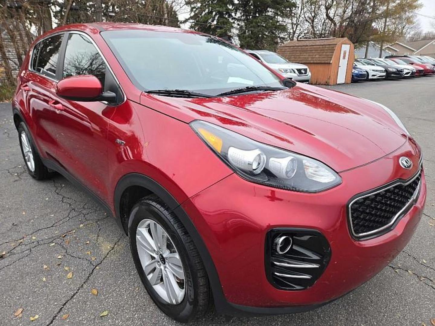 2019 RED /BLACK Kia Sportage LX AWD (KNDPMCAC8K7) with an 2.4L V6 DOHC 24V engine, 6A transmission, located at 3304 Woodville Road, Northwood, OH, 43619, (419) 210-8019, 41.612694, -83.480743 - Your #1 Destination for Auto Loans and mdash;No Matter Your Credit!At our dealership, we believe everyone deserves the opportunity to drive their dream car and mdash;whether you have good credit, bad credit, or no credit at all. With a wide selection of hundreds of cars, trucks, and SUVs, you'll fin - Photo#7