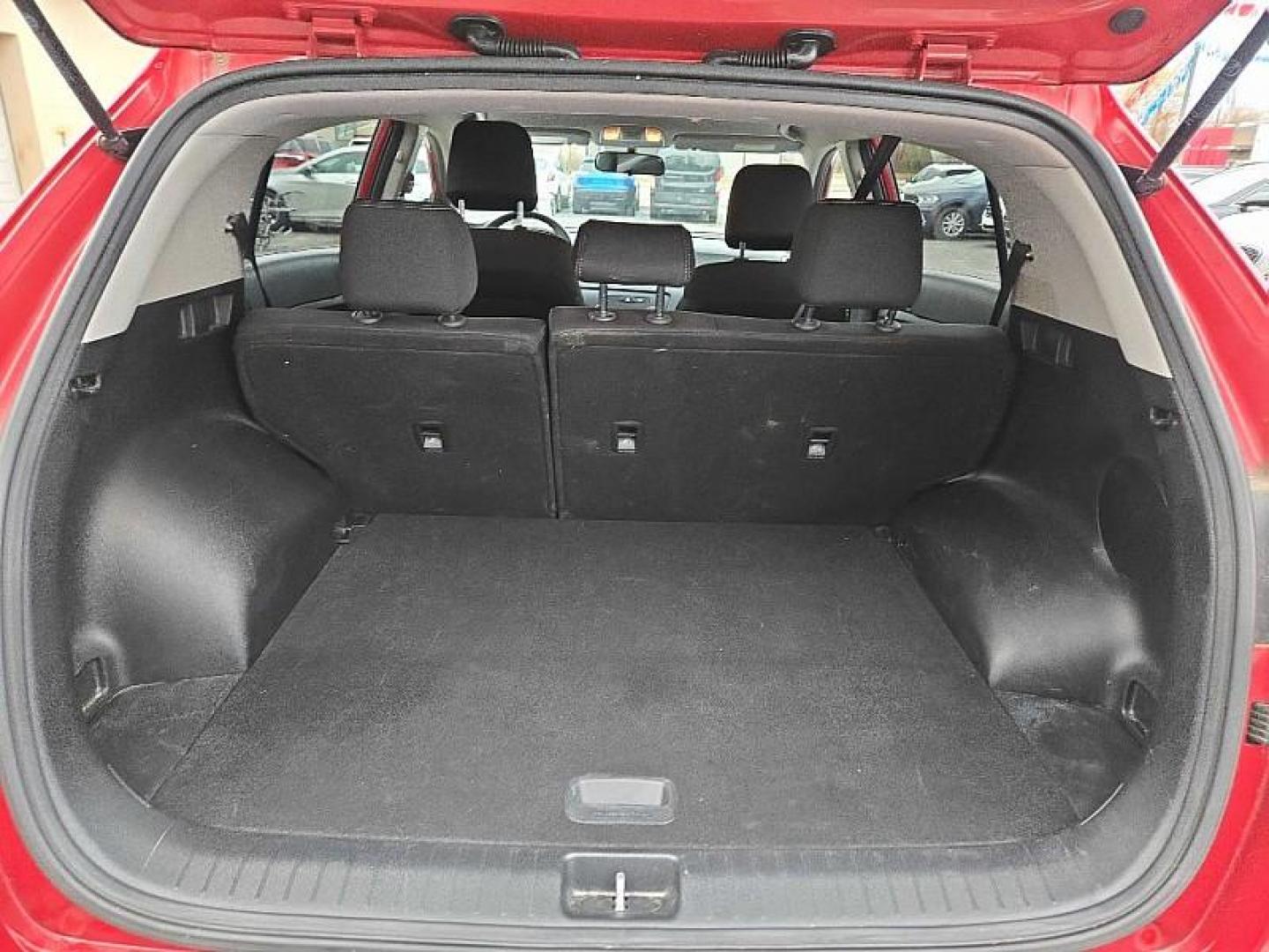 2019 RED /BLACK Kia Sportage LX AWD (KNDPMCAC8K7) with an 2.4L V6 DOHC 24V engine, 6A transmission, located at 3304 Woodville Road, Northwood, OH, 43619, (419) 210-8019, 41.612694, -83.480743 - Your #1 Destination for Auto Loans and mdash;No Matter Your Credit!At our dealership, we believe everyone deserves the opportunity to drive their dream car and mdash;whether you have good credit, bad credit, or no credit at all. With a wide selection of hundreds of cars, trucks, and SUVs, you'll fin - Photo#12