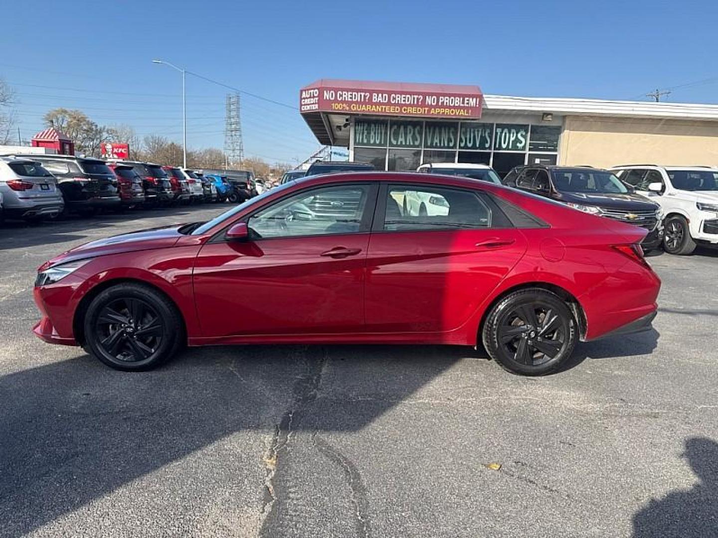 2021 RED /GRAY Hyundai Elantra SEL (KMHLS4AG1MU) with an 1.6L L4 DOHC 16V engine, 6A transmission, located at 3304 Woodville Road, Northwood, OH, 43619, (419) 210-8019, 41.612694, -83.480743 - Your #1 Destination for Auto Loans and mdash;No Matter Your Credit!At our dealership, we believe everyone deserves the opportunity to drive their dream car and mdash;whether you have good credit, bad credit, or no credit at all. With a wide selection of hundreds of cars, trucks, and SUVs, you'll fin - Photo#1