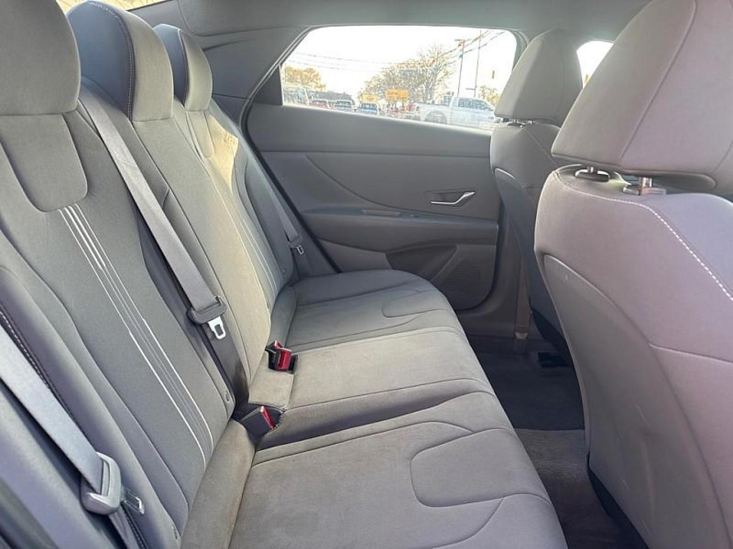 2021 RED /GRAY Hyundai Elantra SEL (KMHLS4AG1MU) with an 1.6L L4 DOHC 16V engine, 6A transmission, located at 3304 Woodville Road, Northwood, OH, 43619, (419) 210-8019, 41.612694, -83.480743 - Your #1 Destination for Auto Loans and mdash;No Matter Your Credit!At our dealership, we believe everyone deserves the opportunity to drive their dream car and mdash;whether you have good credit, bad credit, or no credit at all. With a wide selection of hundreds of cars, trucks, and SUVs, you'll fin - Photo#14