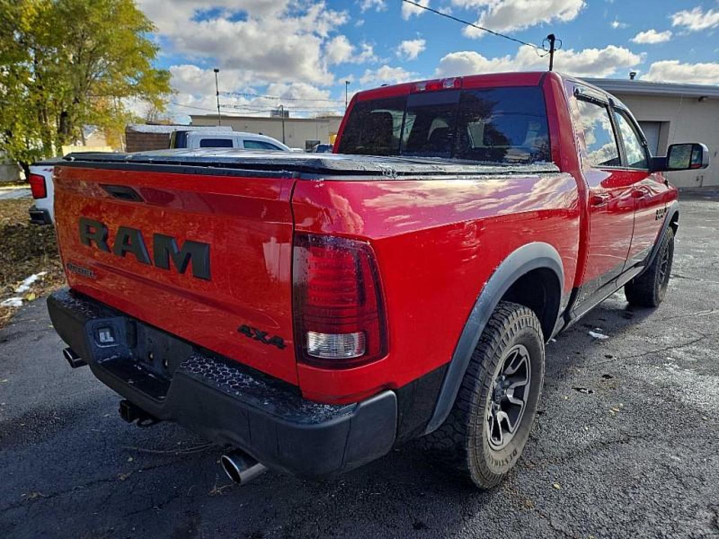 2015 RED /BLACK and RED RAM 1500 Rebel Crew Cab SWB 4WD (1C6RR7YTXFS) with an 5.7L V8 OHV 16V engine, 6A transmission, located at 3304 Woodville Road, Northwood, OH, 43619, (419) 210-8019, 41.612694, -83.480743 - Your #1 Destination for Auto Loans and mdash;No Matter Your Credit!At our dealership, we believe everyone deserves the opportunity to drive their dream car and mdash;whether you have good credit, bad credit, or no credit at all. With a wide selection of hundreds of cars, trucks, and SUVs, you'll fin - Photo#4