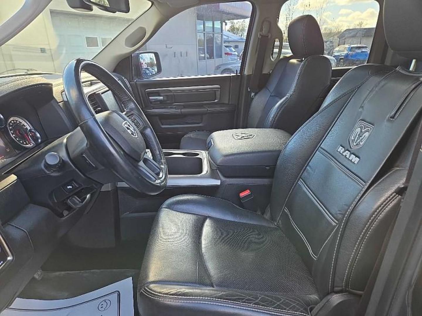 2015 GRAY /BLACK RAM 1500 Sport Crew Cab SWB 4WD (1C6RR7MT3FS) with an 5.7L V8 OHV 16V engine, 6-Speed Automatic transmission, located at 3304 Woodville Road, Northwood, OH, 43619, (419) 210-8019, 41.612694, -83.480743 - Your #1 Destination for Auto Loans and mdash;No Matter Your Credit!At our dealership, we believe everyone deserves the opportunity to drive their dream car and mdash;whether you have good credit, bad credit, or no credit at all. With a wide selection of hundreds of cars, trucks, and SUVs, you'll fin - Photo#10