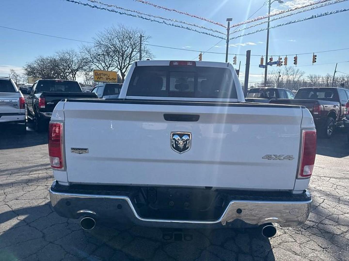 2014 WHITE /TAN/BROWN RAM 1500 Laramie Crew Cab SWB 4WD (1C6RR7NT7ES) with an 5.7L V8 OHV 16V engine, 6-Speed Automatic transmission, located at 3304 Woodville Road, Northwood, OH, 43619, (419) 210-8019, 41.612694, -83.480743 - Photo#29