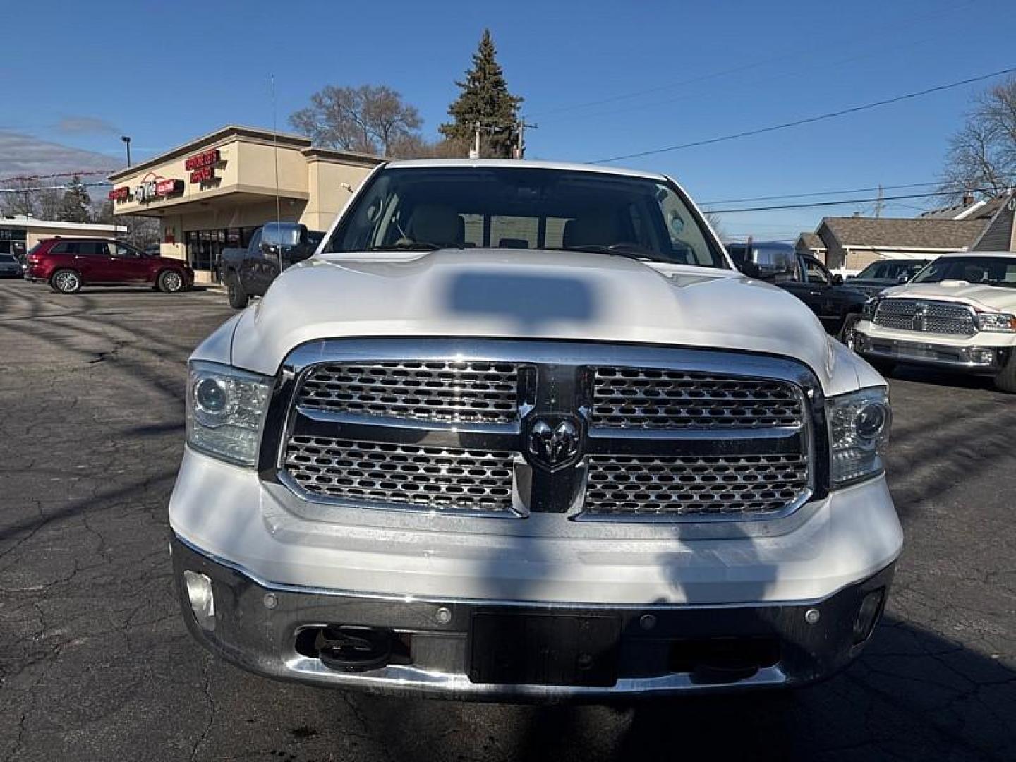2014 WHITE /TAN/BROWN RAM 1500 Laramie Crew Cab SWB 4WD (1C6RR7NT7ES) with an 5.7L V8 OHV 16V engine, 6-Speed Automatic transmission, located at 3304 Woodville Road, Northwood, OH, 43619, (419) 210-8019, 41.612694, -83.480743 - Photo#33