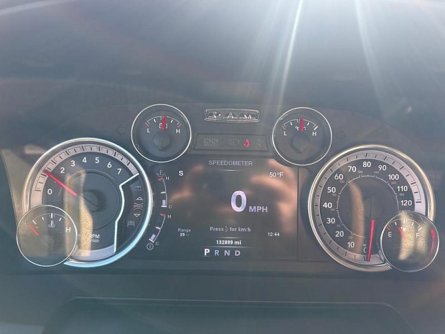 2014 WHITE /TAN/BROWN RAM 1500 Laramie Crew Cab SWB 4WD (1C6RR7NT7ES) with an 5.7L V8 OHV 16V engine, 6-Speed Automatic transmission, located at 3304 Woodville Road, Northwood, OH, 43619, (419) 210-8019, 41.612694, -83.480743 - Photo#34