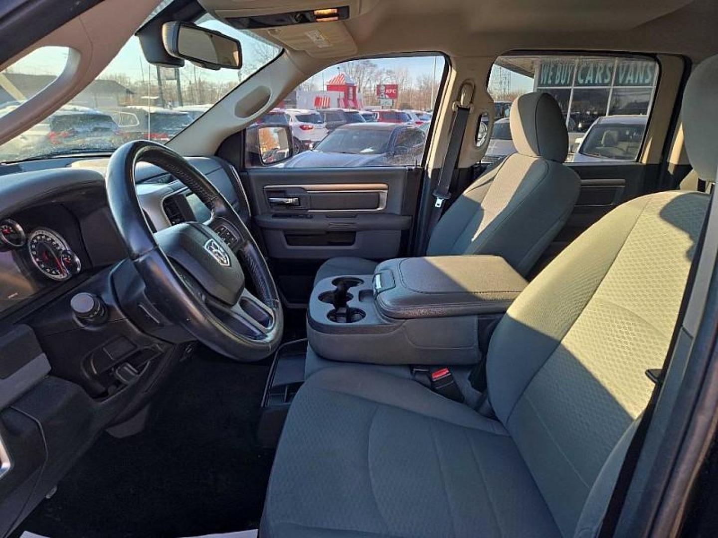 2016 BLACK /BLACK RAM 1500 SLT Crew Cab SWB 4WD (1C6RR7LMXGS) with an 3.0L V6 DIESEL engine, 6A transmission, located at 3304 Woodville Road, Northwood, OH, 43619, (419) 210-8019, 41.612694, -83.480743 - Photo#9