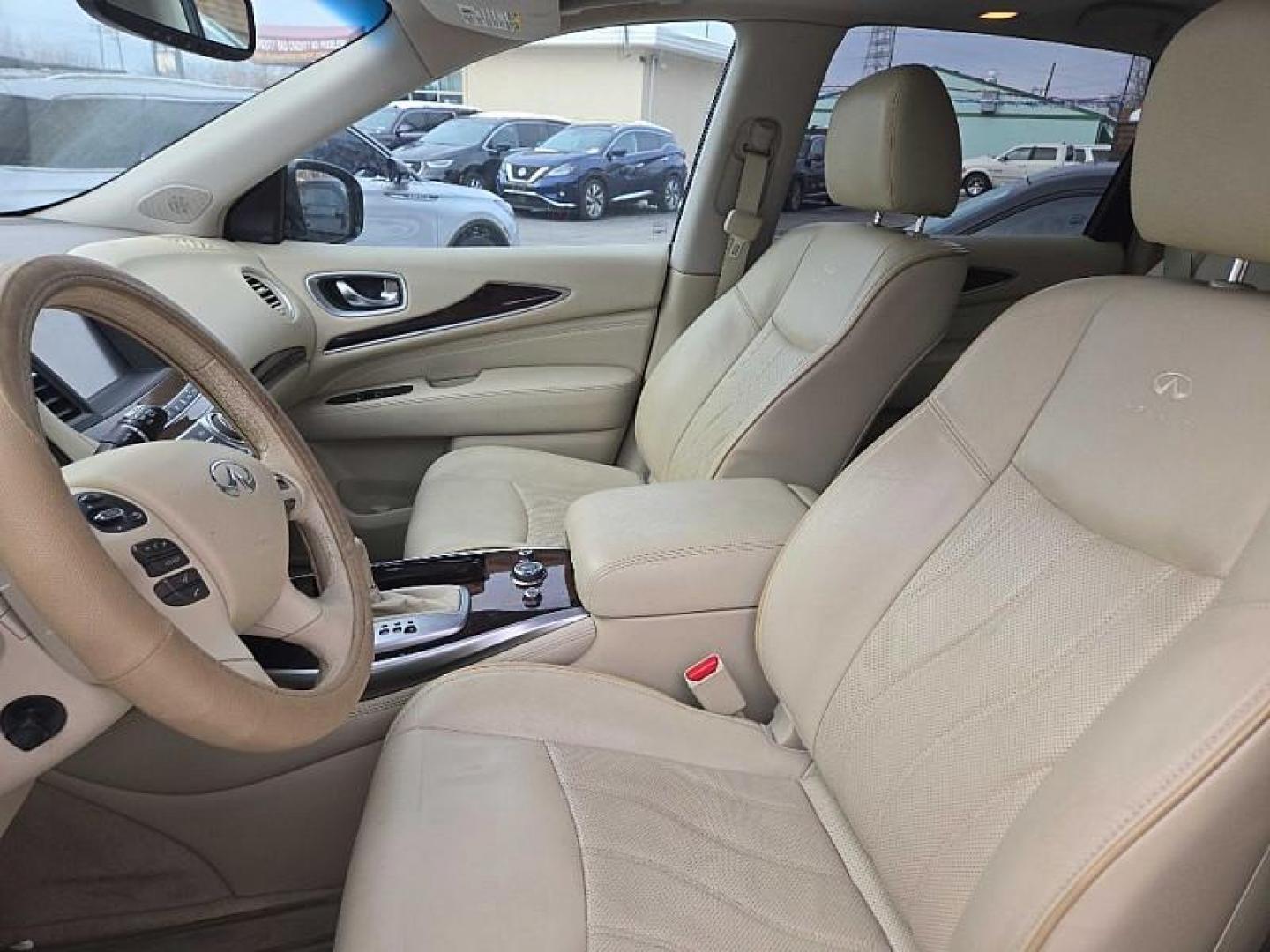 2014 WHITE /TAN Infiniti QX60 Hybrid AWD (5N1CL0MM0EC) with an 2.5L L4 DOHC 16V HYBRID engine, Continuously Variable Transmission transmission, located at 3304 Woodville Road, Northwood, OH, 43619, (419) 210-8019, 41.612694, -83.480743 - Photo#9
