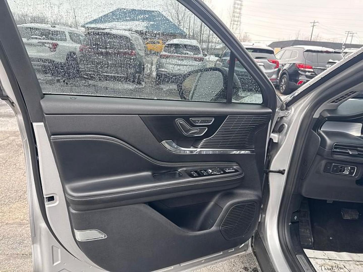 2020 SILVER /BLACK Lincoln Corsair Base AWD (5LMCJ1D9XLU) with an 2.0L L4 DOHC 16V engine, 8A transmission, located at 3304 Woodville Road, Northwood, OH, 43619, (419) 210-8019, 41.612694, -83.480743 - Your #1 Destination for Auto Loans and mdash;No Matter Your Credit!At our dealership, we believe everyone deserves the opportunity to drive their dream car and mdash;whether you have good credit, bad credit, or no credit at all. With a wide selection of hundreds of cars, trucks, and SUVs, you'll fin - Photo#8