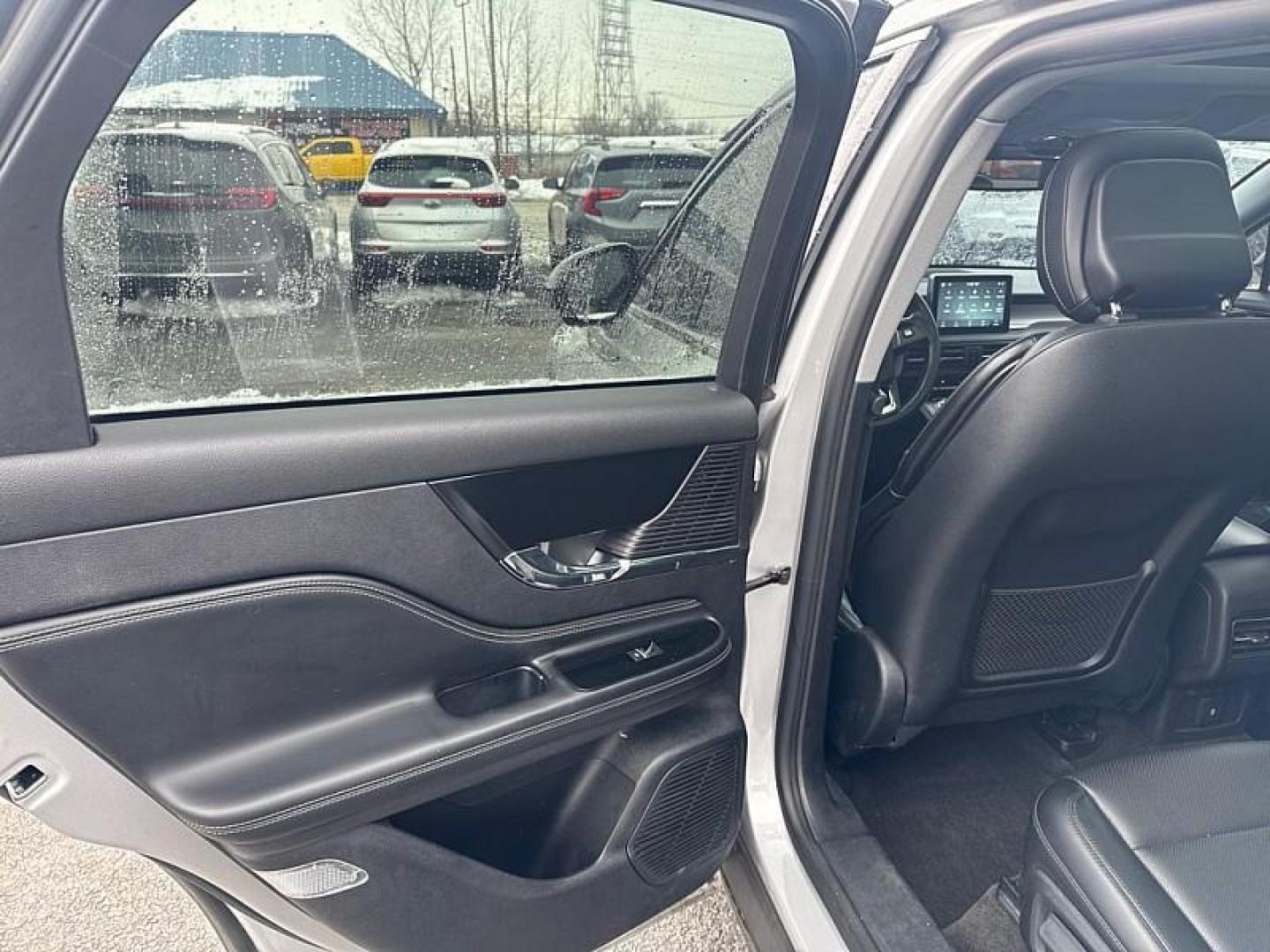 2020 SILVER /BLACK Lincoln Corsair Base AWD (5LMCJ1D9XLU) with an 2.0L L4 DOHC 16V engine, 8A transmission, located at 3304 Woodville Road, Northwood, OH, 43619, (419) 210-8019, 41.612694, -83.480743 - Your #1 Destination for Auto Loans and mdash;No Matter Your Credit!At our dealership, we believe everyone deserves the opportunity to drive their dream car and mdash;whether you have good credit, bad credit, or no credit at all. With a wide selection of hundreds of cars, trucks, and SUVs, you'll fin - Photo#10