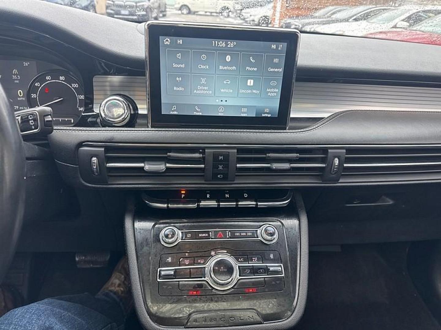 2020 SILVER /BLACK Lincoln Corsair Base AWD (5LMCJ1D9XLU) with an 2.0L L4 DOHC 16V engine, 8A transmission, located at 3304 Woodville Road, Northwood, OH, 43619, (419) 210-8019, 41.612694, -83.480743 - Your #1 Destination for Auto Loans and mdash;No Matter Your Credit!At our dealership, we believe everyone deserves the opportunity to drive their dream car and mdash;whether you have good credit, bad credit, or no credit at all. With a wide selection of hundreds of cars, trucks, and SUVs, you'll fin - Photo#20