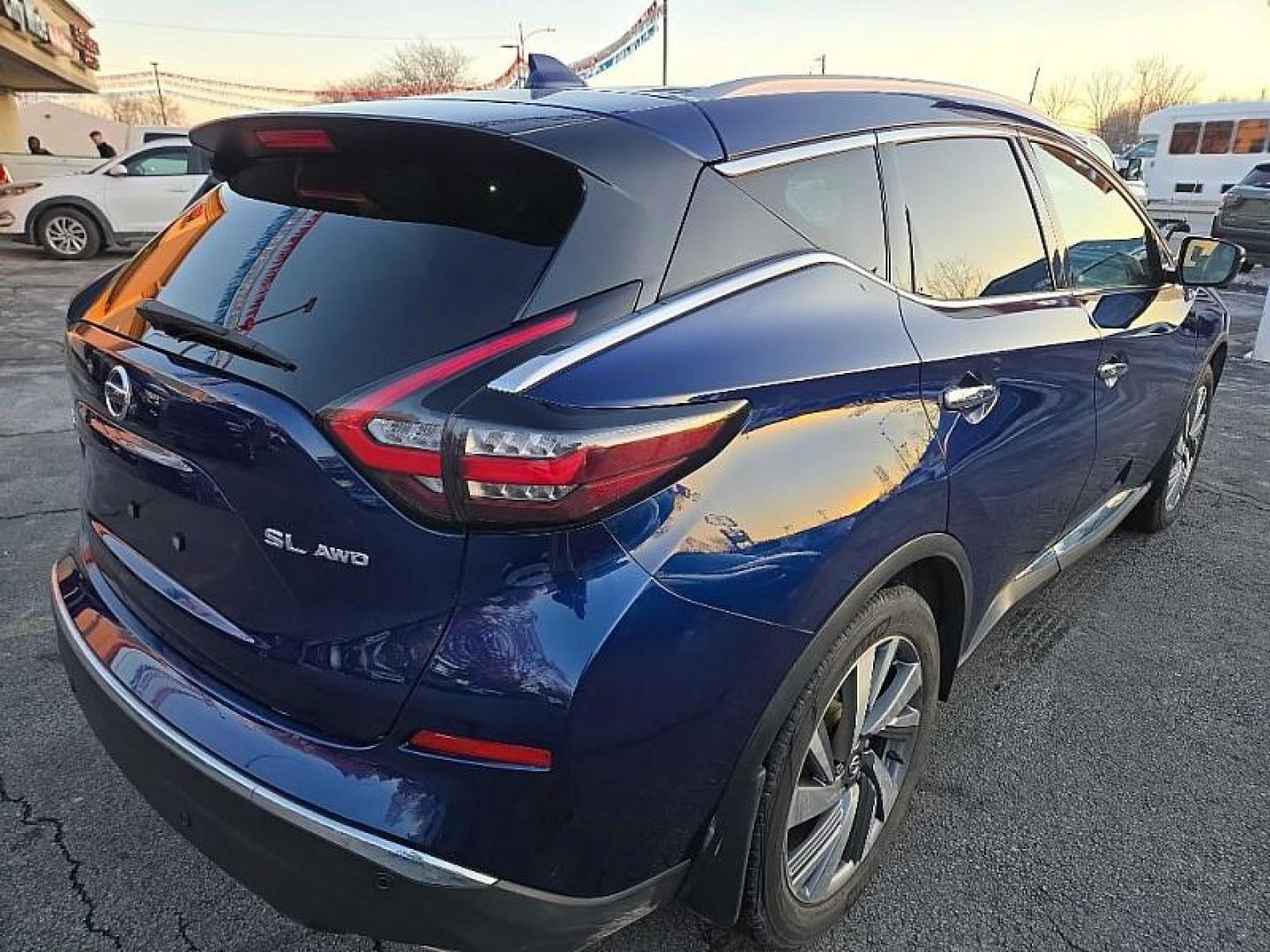 2020 BLUE /BLACK Nissan Murano SL AWD (5N1AZ2CS1LN) with an 3.5L V6 DOHC 24V engine, CVT transmission, located at 3304 Woodville Road, Northwood, OH, 43619, (419) 210-8019, 41.612694, -83.480743 - Photo#4