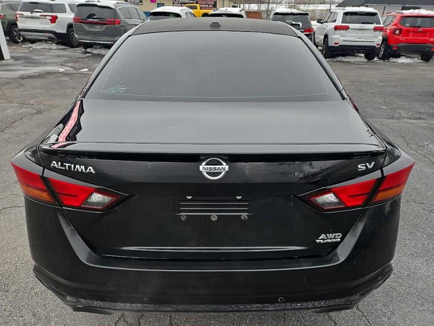 2019 BLACK /BLACK Nissan Altima 2.5 SV AWD (1N4BL4DW6KN) with an 2.5L L4 DOHC 16V engine, CVT transmission, located at 3304 Woodville Road, Northwood, OH, 43619, (419) 210-8019, 41.612694, -83.480743 - Your #1 Destination for Auto Loans and mdash;No Matter Your Credit!At our dealership, we believe everyone deserves the opportunity to drive their dream car and mdash;whether you have good credit, bad credit, or no credit at all. With a wide selection of hundreds of cars, trucks, and SUVs, you'll fin - Photo#3