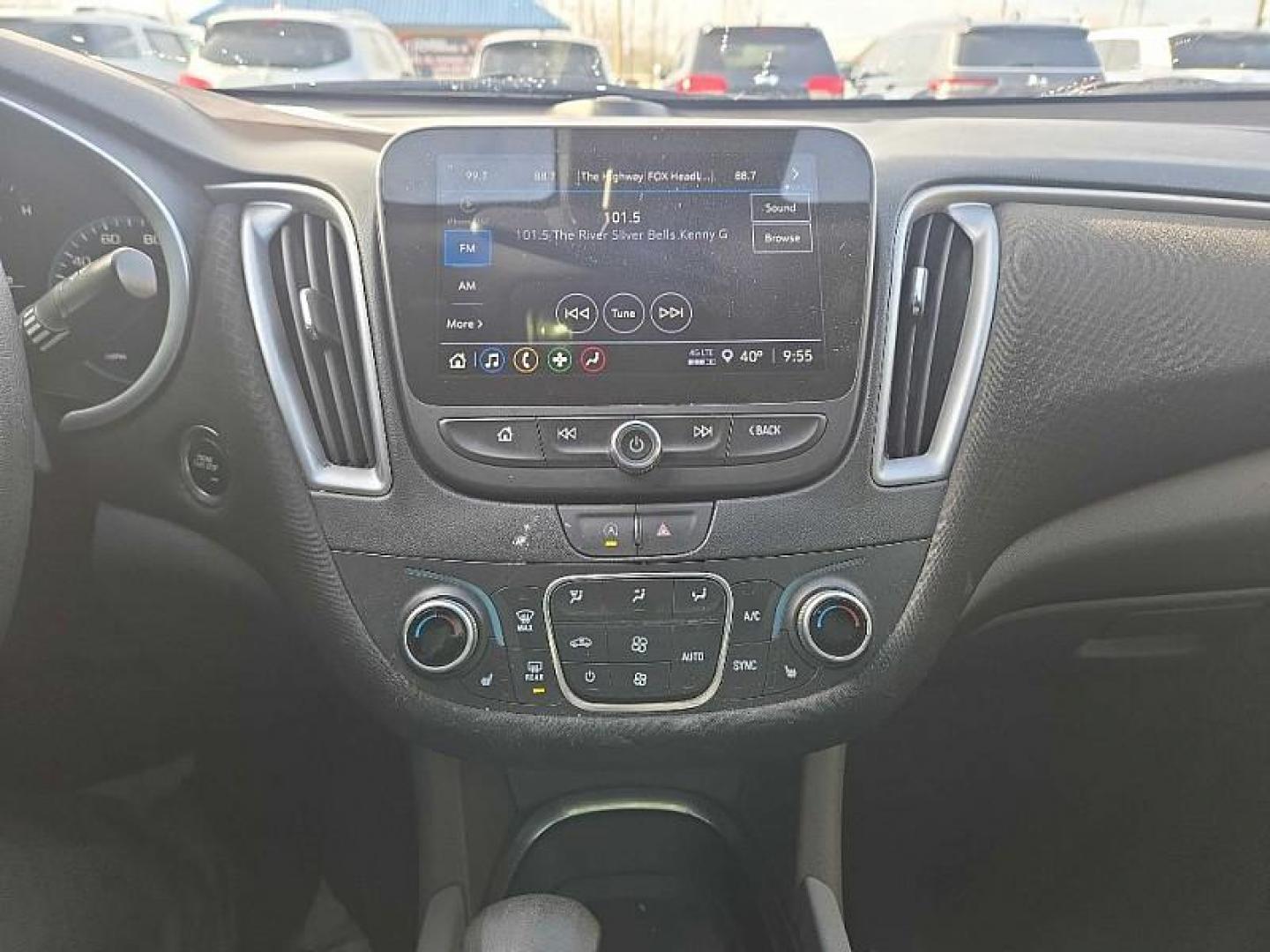 2024 GRAY /BLACK Chevrolet Malibu 1LT (1G1ZD5ST2RF) with an 1.5L L4 DOHC 16V engine, 6A transmission, located at 3304 Woodville Road, Northwood, OH, 43619, (419) 210-8019, 41.612694, -83.480743 - Photo#20