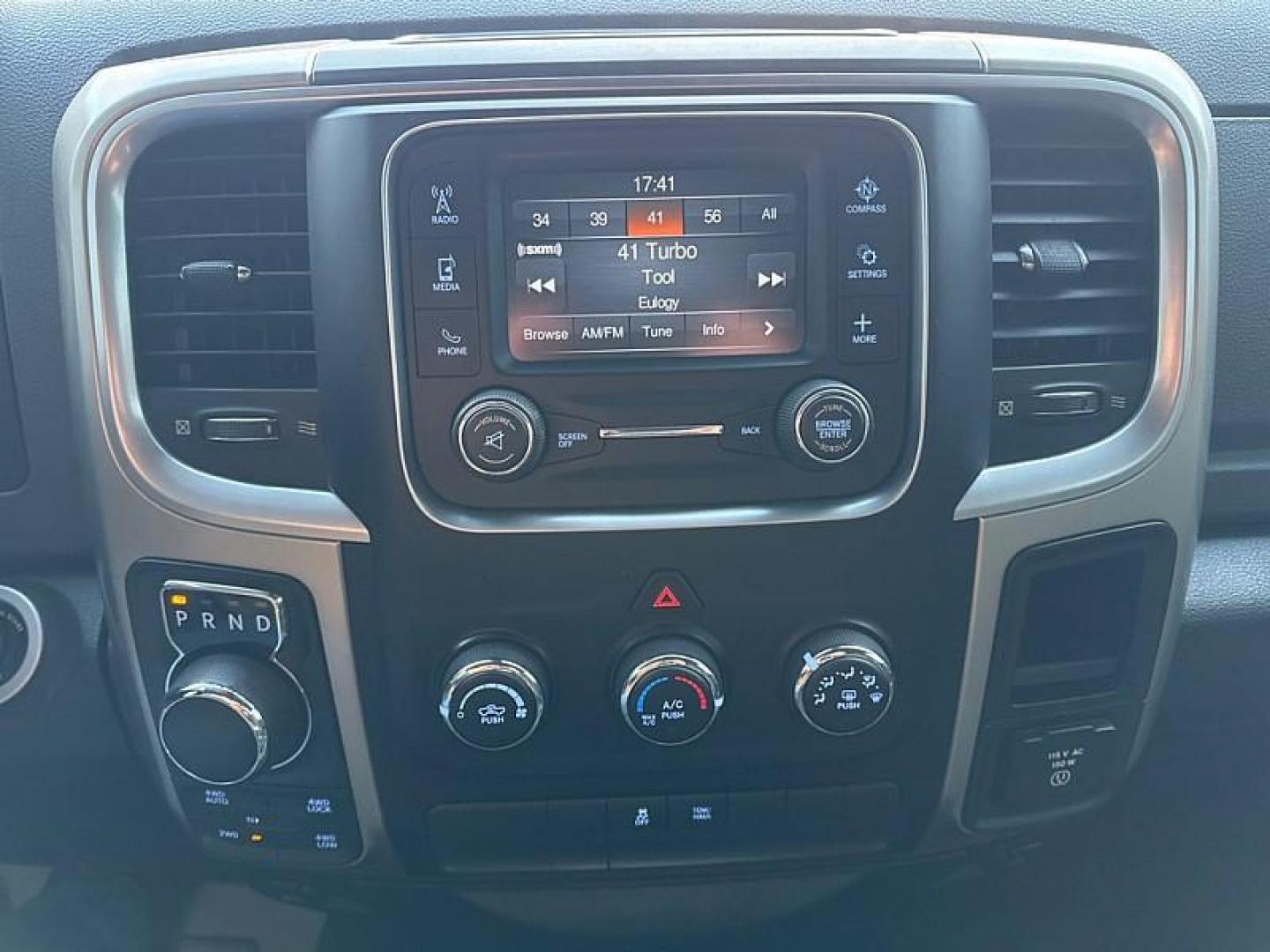 2015 GREEN /BLACK RAM 1500 SLT Crew Cab SWB 4WD (1C6RR7LT8FS) with an 5.7L V8 OHV 16V engine, 6-Speed Automatic transmission, located at 3304 Woodville Road, Northwood, OH, 43619, (419) 210-8019, 41.612694, -83.480743 - Photo#20