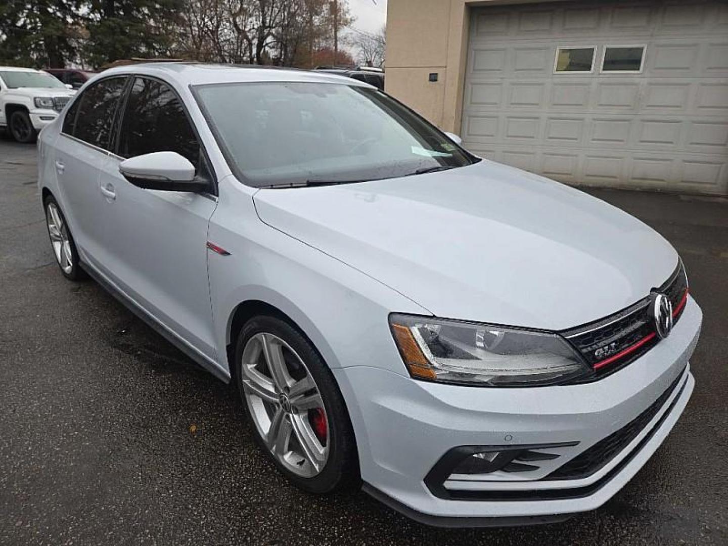 2017 WHITE /BLACK Volkswagen Jetta 2.0T GLI 6A (3VW4T7AJ9HM) with an 2.0L L4 DOHC 16V TURBO engine, 6A transmission, located at 3304 Woodville Road, Northwood, OH, 43619, (419) 210-8019, 41.612694, -83.480743 - Your #1 Destination for Auto Loans and mdash;No Matter Your Credit!At our dealership, we believe everyone deserves the opportunity to drive their dream car and mdash;whether you have good credit, bad credit, or no credit at all. With a wide selection of hundreds of cars, trucks, and SUVs, you'll fin - Photo#6