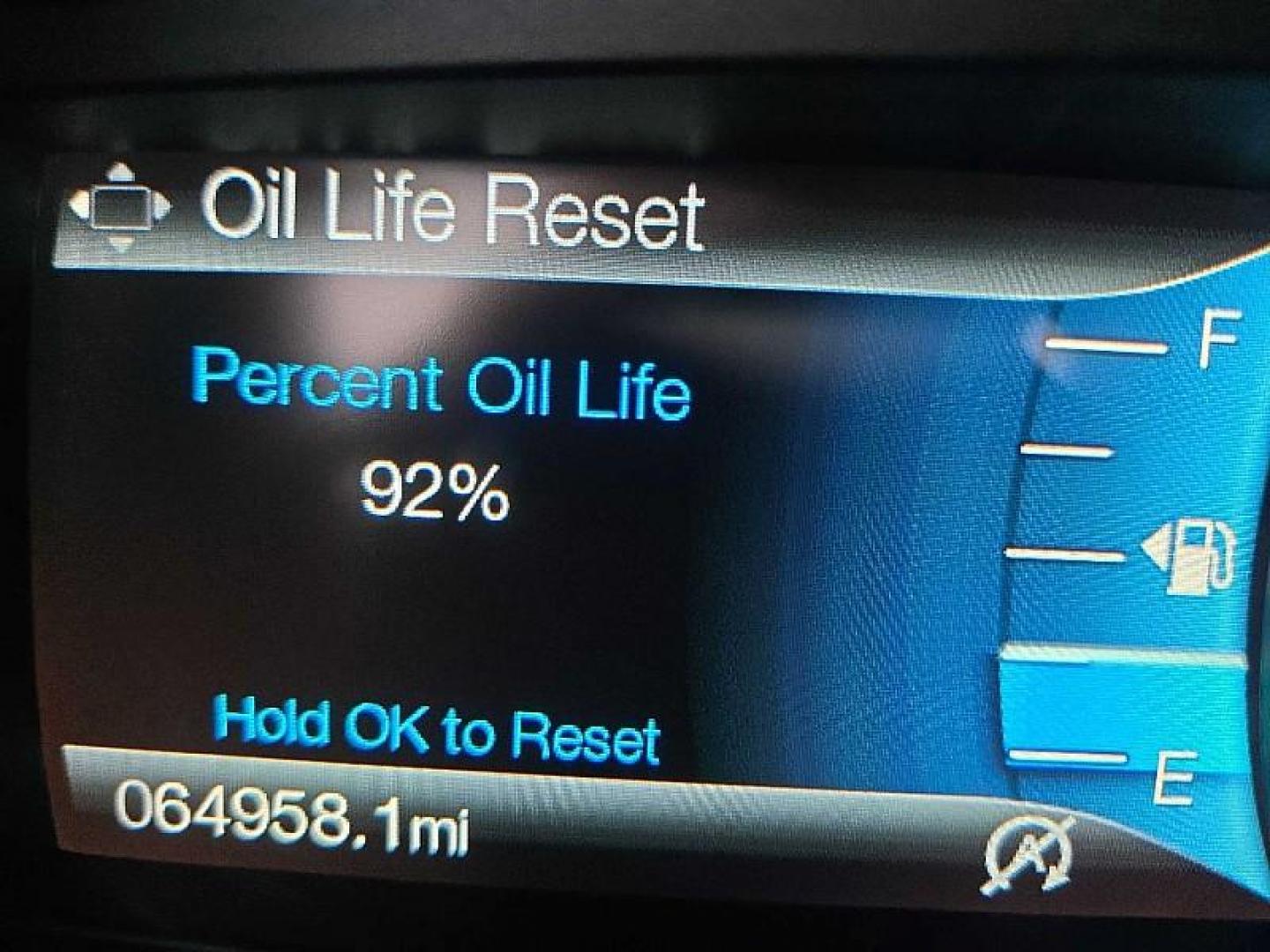 2018 RED /BLACK Ford Fusion SE (3FA6P0HD2JR) with an 1.5L L4 DOHC 16V engine, 6A transmission, located at 3304 Woodville Road, Northwood, OH, 43619, (419) 210-8019, 41.612694, -83.480743 - Photo#18