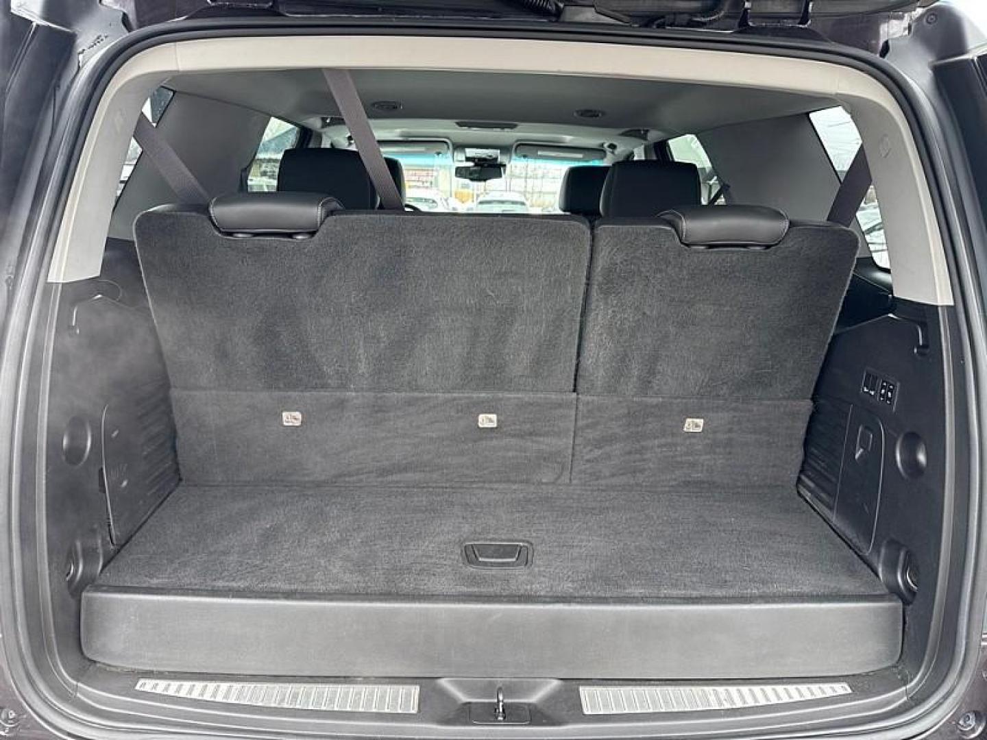 2015 PURPLE /BLACK GMC Yukon SLT 4WD (1GKS2BKC0FR) with an 5.3L V8 OHV 16V FFV engine, 6-Speed Automatic transmission, located at 3304 Woodville Road, Northwood, OH, 43619, (419) 210-8019, 41.612694, -83.480743 - Your #1 Destination for Auto Loans and mdash;No Matter Your Credit!At our dealership, we believe everyone deserves the opportunity to drive their dream car and mdash;whether you have good credit, bad credit, or no credit at all. With a wide selection of hundreds of cars, trucks, and SUVs, you'll fin - Photo#13