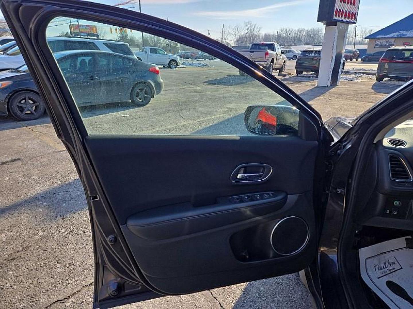 2016 BLACK /BLACK Honda HR-V EX 4WD CVT (3CZRU6H59GM) with an 1.8L L4 DOHC 16V engine, 5-Speed Automatic transmission, located at 3304 Woodville Road, Northwood, OH, 43619, (419) 210-8019, 41.612694, -83.480743 - Your #1 Destination for Auto Loans and mdash;No Matter Your Credit!At our dealership, we believe everyone deserves the opportunity to drive their dream car and mdash;whether you have good credit, bad credit, or no credit at all. With a wide selection of hundreds of cars, trucks, and SUVs, you'll fin - Photo#8