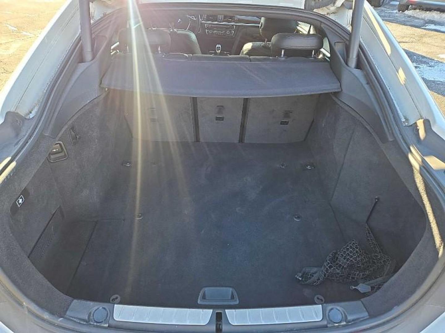 2017 WHITE /BLACK BMW 4-Series Gran Coupe 430i xDrive (WBA4F9C30HG) with an 2.0L L4 DOHC 16V engine, 8A transmission, located at 3304 Woodville Road, Northwood, OH, 43619, (419) 210-8019, 41.612694, -83.480743 - Photo#12