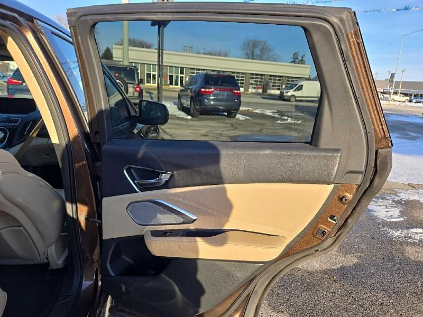 2019 BROWN /BEIGE Acura RDX SH-AWD w/Advance Package (5J8TC2H76KL) with an 2.0L L4 DOHC 16V engine, 10A transmission, located at 3304 Woodville Road, Northwood, OH, 43619, (419) 210-8019, 41.612694, -83.480743 - Your #1 Destination for Auto Loans and mdash;No Matter Your Credit!At our dealership, we believe everyone deserves the opportunity to drive their dream car and mdash;whether you have good credit, bad credit, or no credit at all. With a wide selection of hundreds of cars, trucks, and SUVs, you'll fin - Photo#13