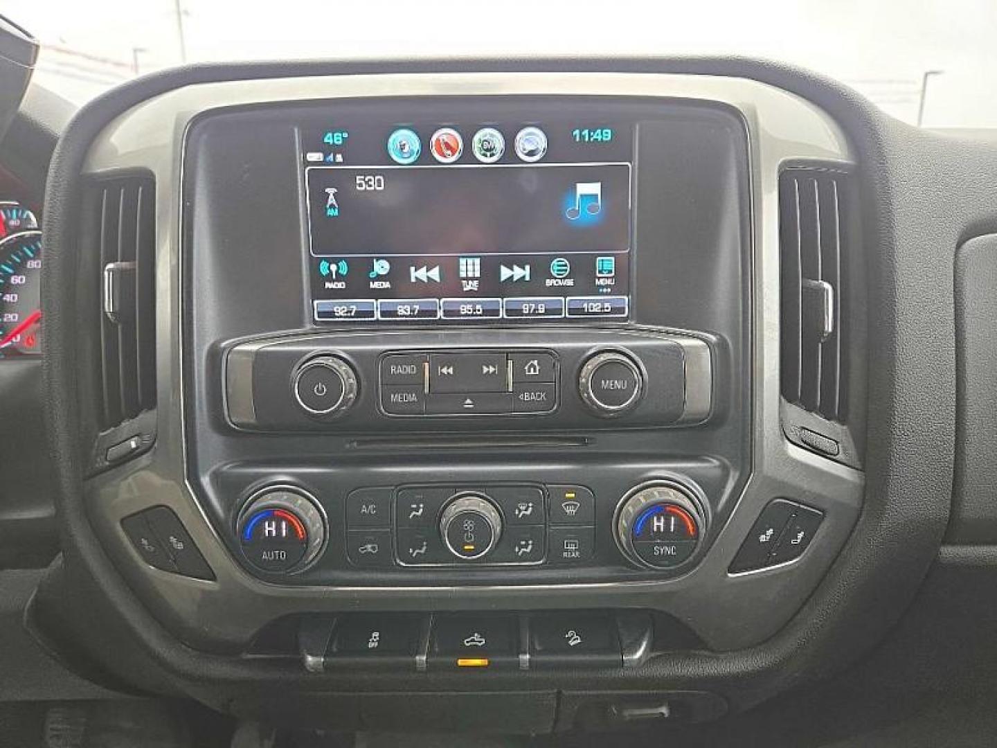 2018 RED /BLACK Chevrolet Silverado 2500HD LT Crew Cab 4WD (1GC1KVEG3JF) with an 6.0L V8 OHV 16V FFV engine, 6A transmission, located at 3304 Woodville Road, Northwood, OH, 43619, (419) 210-8019, 41.612694, -83.480743 - Photo#20