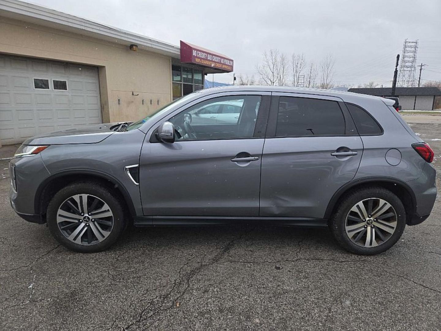 2020 Gray /BLACK Mitsubishi Outlander Sport 2.0 ES 4WD (JA4ARUAU0MU) with an 2.0L L4 DOHC 16V engine, CVT transmission, located at 3304 Woodville Road, Northwood, OH, 43619, (419) 210-8019, 41.612694, -83.480743 - Your #1 Destination for Auto Loans and mdash;No Matter Your Credit!At our dealership, we believe everyone deserves the opportunity to drive their dream car and mdash;whether you have good credit, bad credit, or no credit at all. With a wide selection of hundreds of cars, trucks, and SUVs, you'll fin - Photo#4