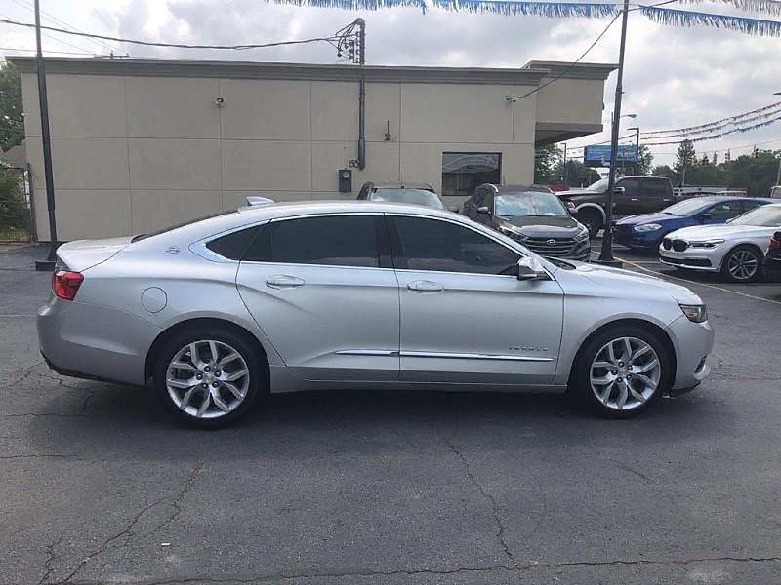 2019 SILVER /BLACK Chevrolet Impala (2G1105S36K9) with an 6-Cyl 3.6 Liter engine, Automatic transmission, located at 3304 Woodville Road, Northwood, OH, 43619, (419) 210-8019, 41.612694, -83.480743 - Photo #3