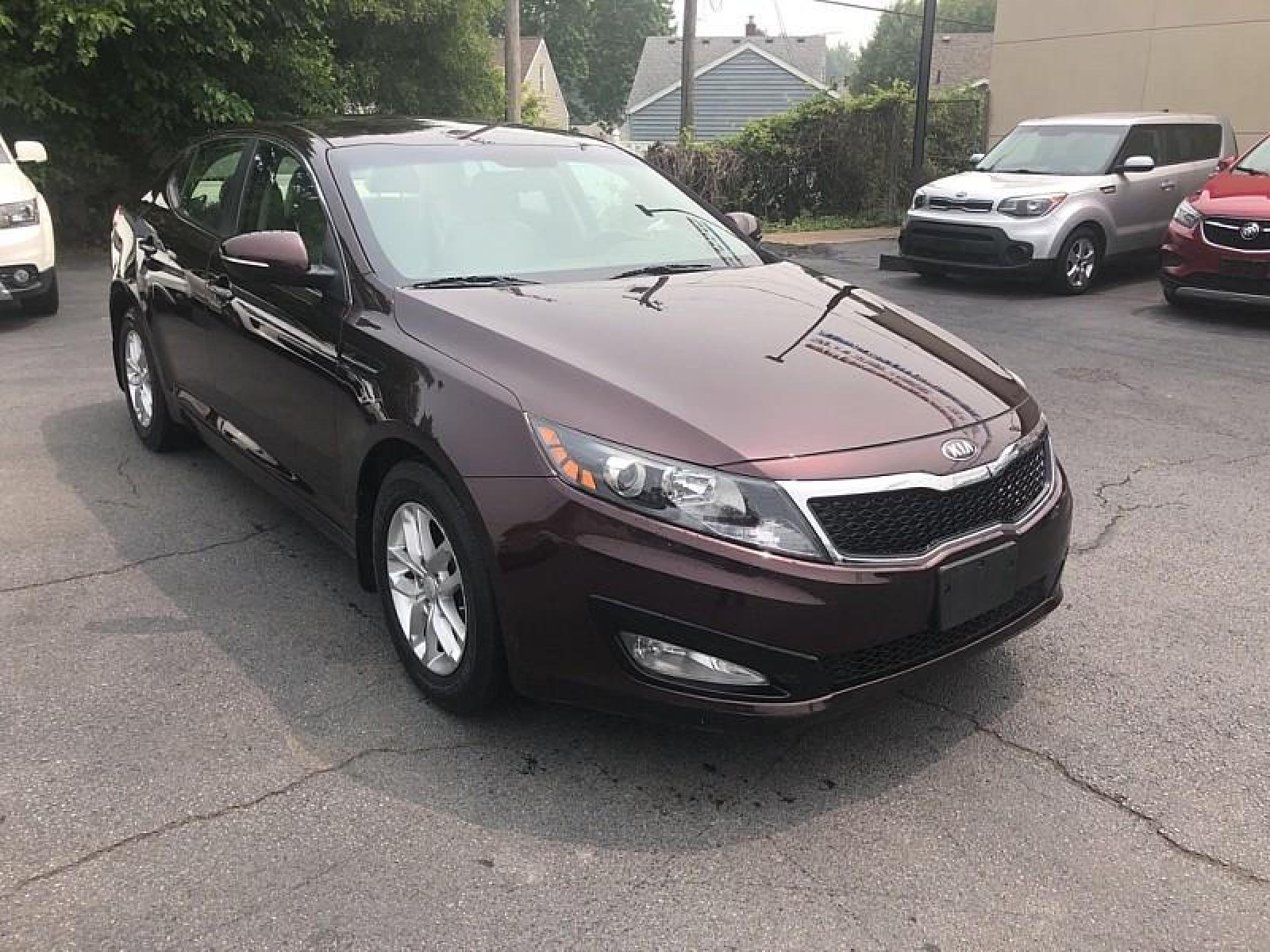 2013 BURGUNDY /TAN Kia Optima (5XXGM4A75DG) with an 4-Cyl 2.4 Liter engine, Auto 6-Spd Sportmatic transmission, located at 3304 Woodville Road, Northwood, OH, 43619, (419) 210-8019, 41.612694, -83.480743 - We are #1 Auto Loan for Good Bad or No Credit we have hundreds of vehicles to choose from stop on in or just fill out our online application to get approved for auto financing and see your credit score for free by visiting our website today. We have Low Payment Options and Terms Available to Suit - Photo #2