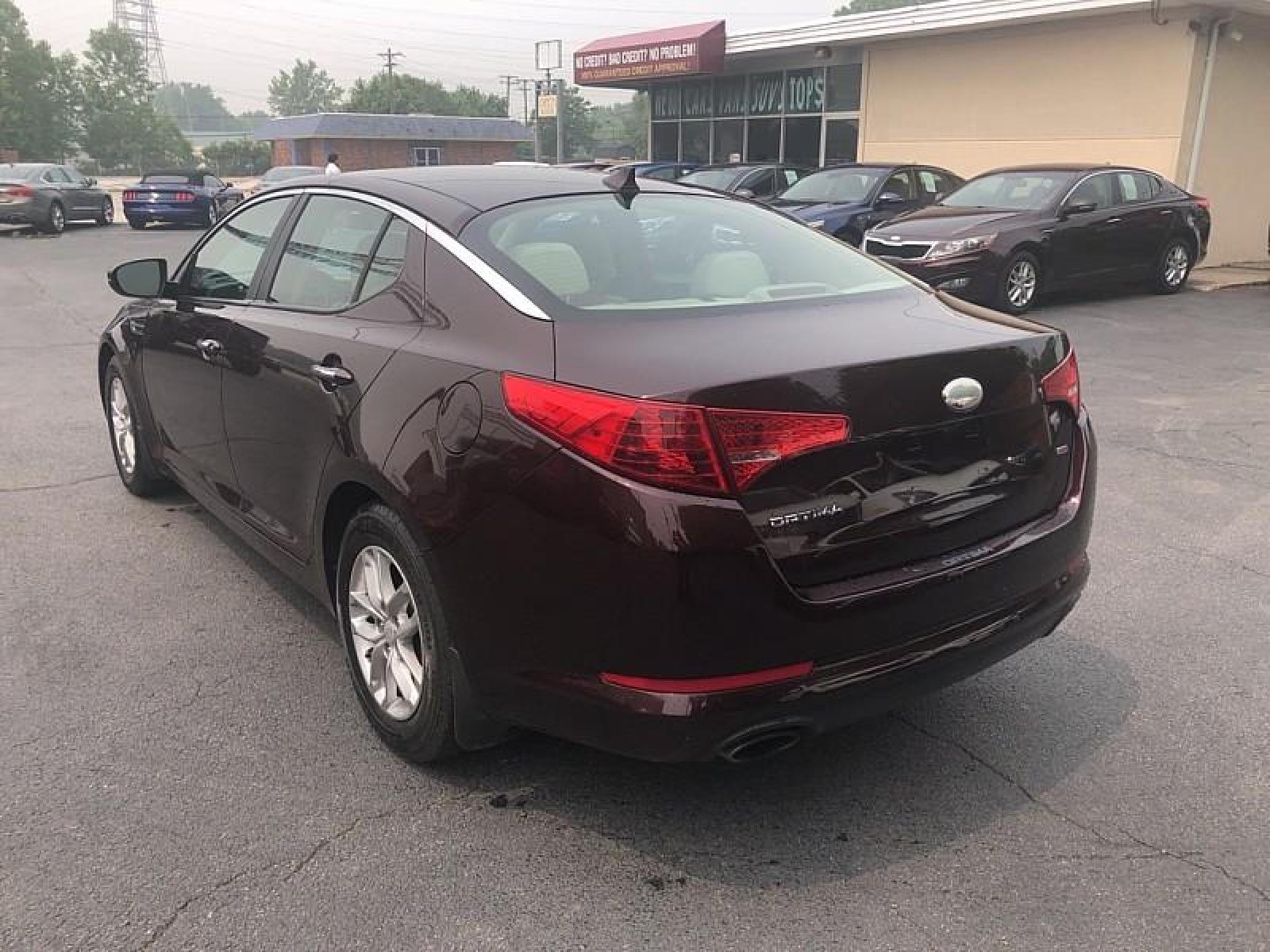 2013 BURGUNDY /TAN Kia Optima (5XXGM4A75DG) with an 4-Cyl 2.4 Liter engine, Auto 6-Spd Sportmatic transmission, located at 3304 Woodville Road, Northwood, OH, 43619, (419) 210-8019, 41.612694, -83.480743 - We are #1 Auto Loan for Good Bad or No Credit we have hundreds of vehicles to choose from stop on in or just fill out our online application to get approved for auto financing and see your credit score for free by visiting our website today. We have Low Payment Options and Terms Available to Suit - Photo #6