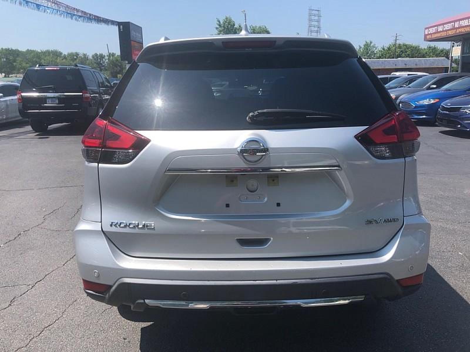 2019 Silver /BLACK Nissan Rogue (KNMAT2MV0KP) with an 4-Cyl 2.5 Liter engine, Automatic transmission, located at 3304 Woodville Road, Northwood, OH, 43619, (419) 210-8019, 41.612694, -83.480743 - We are #1 Auto Loan for Good Bad or No Credit we have hundreds of vehicles to choose from stop on in or just fill out our online application to get approved for auto financing and see your credit score for free by visiting our website today. We have Low Payment Options and Terms Available to Suit - Photo #5