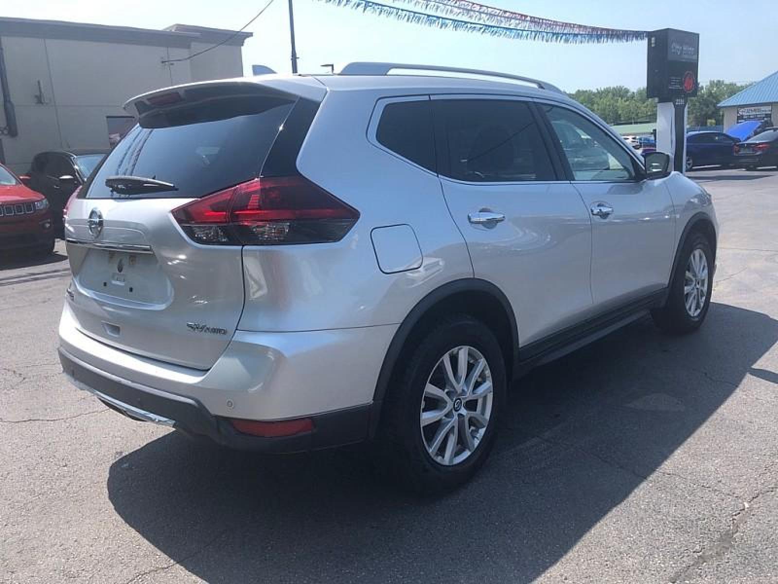 2019 Silver /BLACK Nissan Rogue (KNMAT2MV0KP) with an 4-Cyl 2.5 Liter engine, Automatic transmission, located at 3304 Woodville Road, Northwood, OH, 43619, (419) 210-8019, 41.612694, -83.480743 - We are #1 Auto Loan for Good Bad or No Credit we have hundreds of vehicles to choose from stop on in or just fill out our online application to get approved for auto financing and see your credit score for free by visiting our website today. We have Low Payment Options and Terms Available to Suit - Photo #10