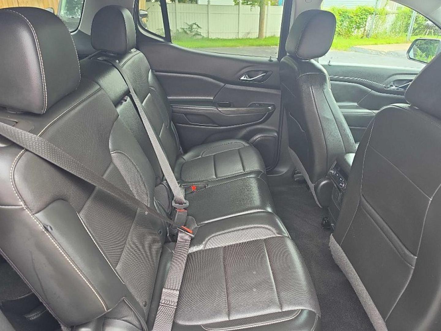 2020 GRAY /BLACK GMC Acadia SLT-1 AWD (1GKKNUL47LZ) with an 2.0L L4 DOHC 16V TURBO engine, 6A transmission, located at 3304 Woodville Road, Northwood, OH, 43619, (419) 210-8019, 41.612694, -83.480743 - Your #1 Destination for Auto Loans and mdash;No Matter Your Credit!At our dealership, we believe everyone deserves the opportunity to drive their dream car and mdash;whether you have good credit, bad credit, or no credit at all. With a wide selection of hundreds of cars, trucks, and SUVs, you'll fin- Photo#16
