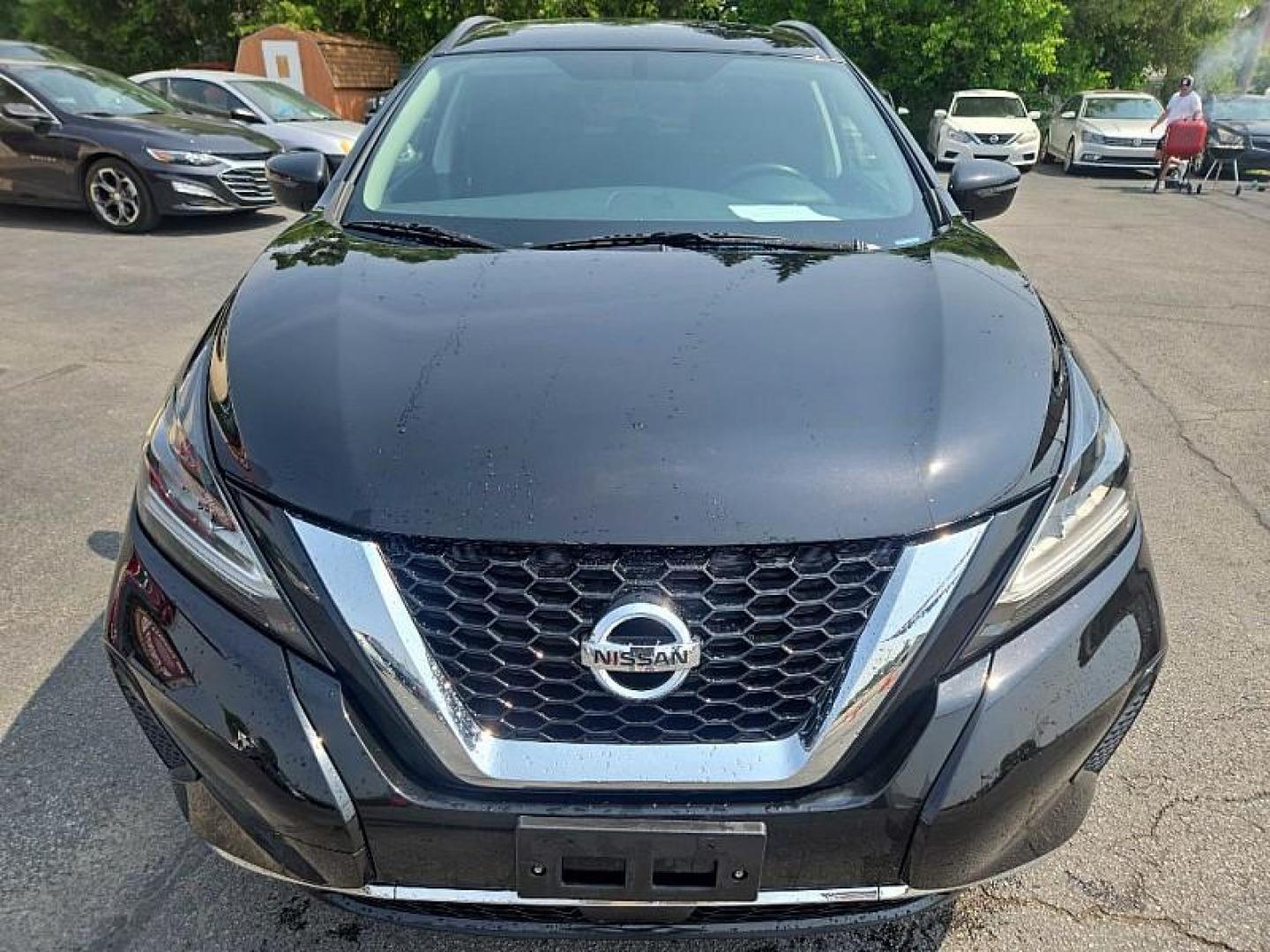 2019 BLACK /BLACK Nissan Murano Platinum AWD (5N1AZ2MS7KN) with an 3.5L V6 DOHC 24V engine, CVT transmission, located at 3304 Woodville Road, Northwood, OH, 43619, (419) 210-8019, 41.612694, -83.480743 - Your #1 Destination for Auto Loans and mdash;No Matter Your Credit!At our dealership, we believe everyone deserves the opportunity to drive their dream car and mdash;whether you have good credit, bad credit, or no credit at all. With a wide selection of hundreds of cars, trucks, and SUVs, you'll fin - Photo#9