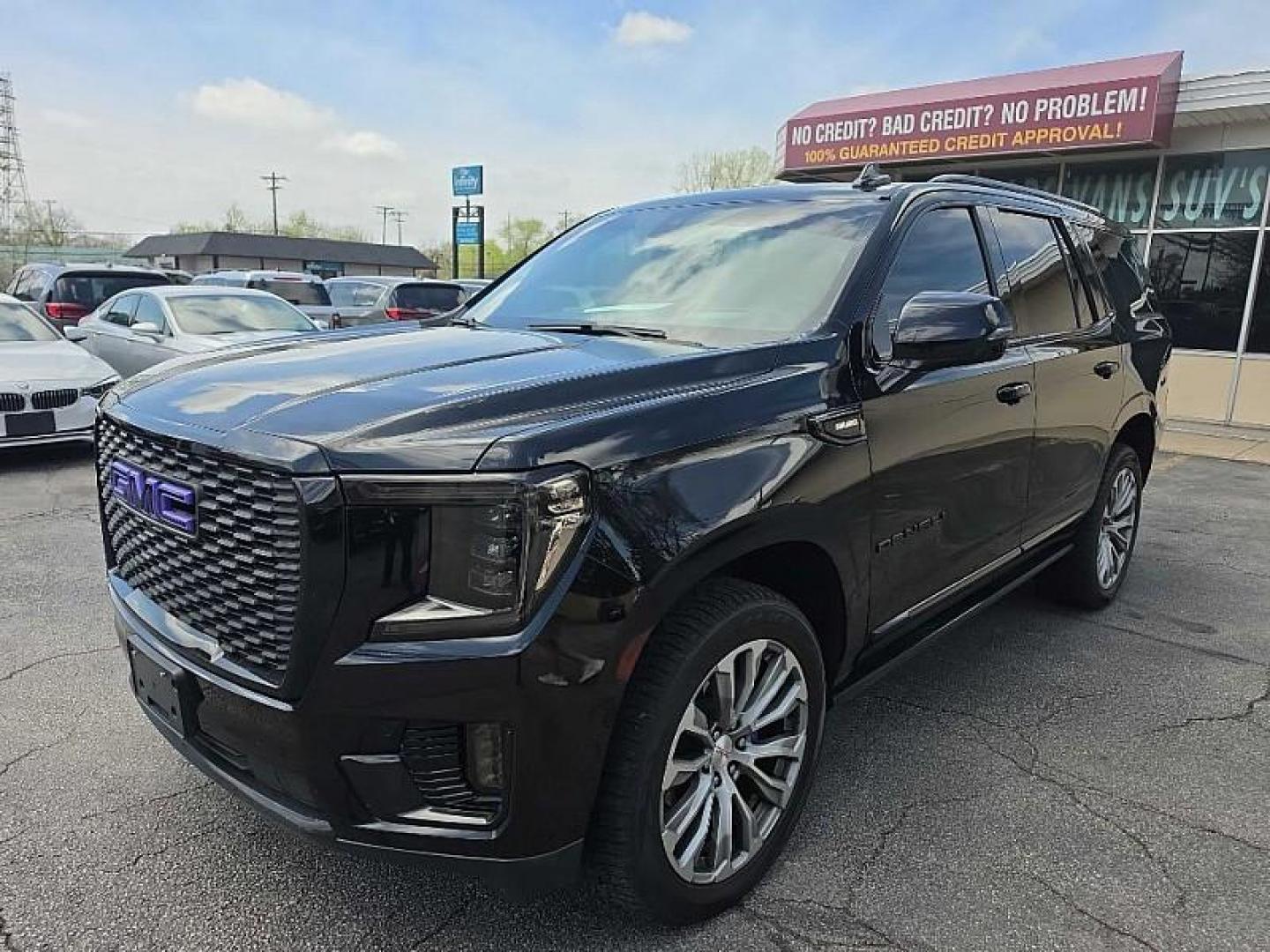 2021 BLACK /BLACK GMC Yukon Denali 4WD (1GKS2DKT4MR) with an 3.0L L6 DOHC 24V TURBO DIESEL engine, 10A transmission, located at 3304 Woodville Road, Northwood, OH, 43619, (419) 210-8019, 41.612694, -83.480743 - Your #1 Destination for Auto Loans and mdash;No Matter Your Credit!At our dealership, we believe everyone deserves the opportunity to drive their dream car and mdash;whether you have good credit, bad credit, or no credit at all. With a wide selection of hundreds of cars, trucks, and SUVs, you'll fin - Photo#45