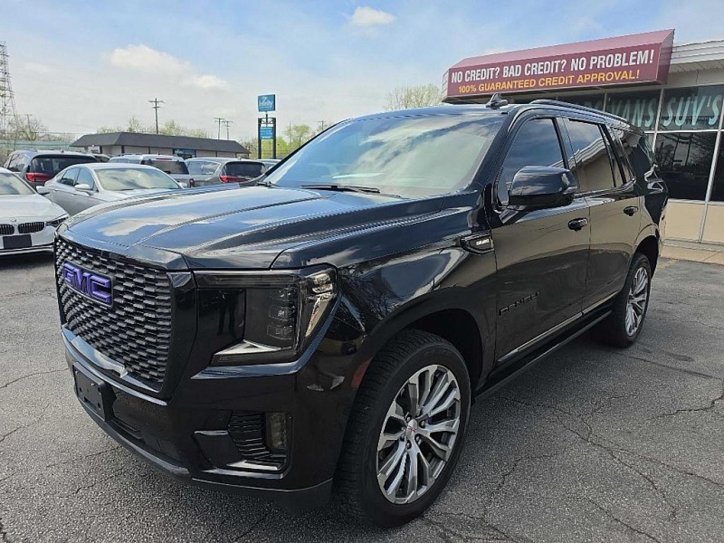 2021 BLACK /BLACK GMC Yukon Denali 4WD (1GKS2DKT4MR) with an 3.0L L6 DOHC 24V TURBO DIESEL engine, 10A transmission, located at 3304 Woodville Road, Northwood, OH, 43619, (419) 210-8019, 41.612694, -83.480743 - Your #1 Destination for Auto Loans and mdash;No Matter Your Credit!At our dealership, we believe everyone deserves the opportunity to drive their dream car and mdash;whether you have good credit, bad credit, or no credit at all. With a wide selection of hundreds of cars, trucks, and SUVs, you'll fin- Photo#45