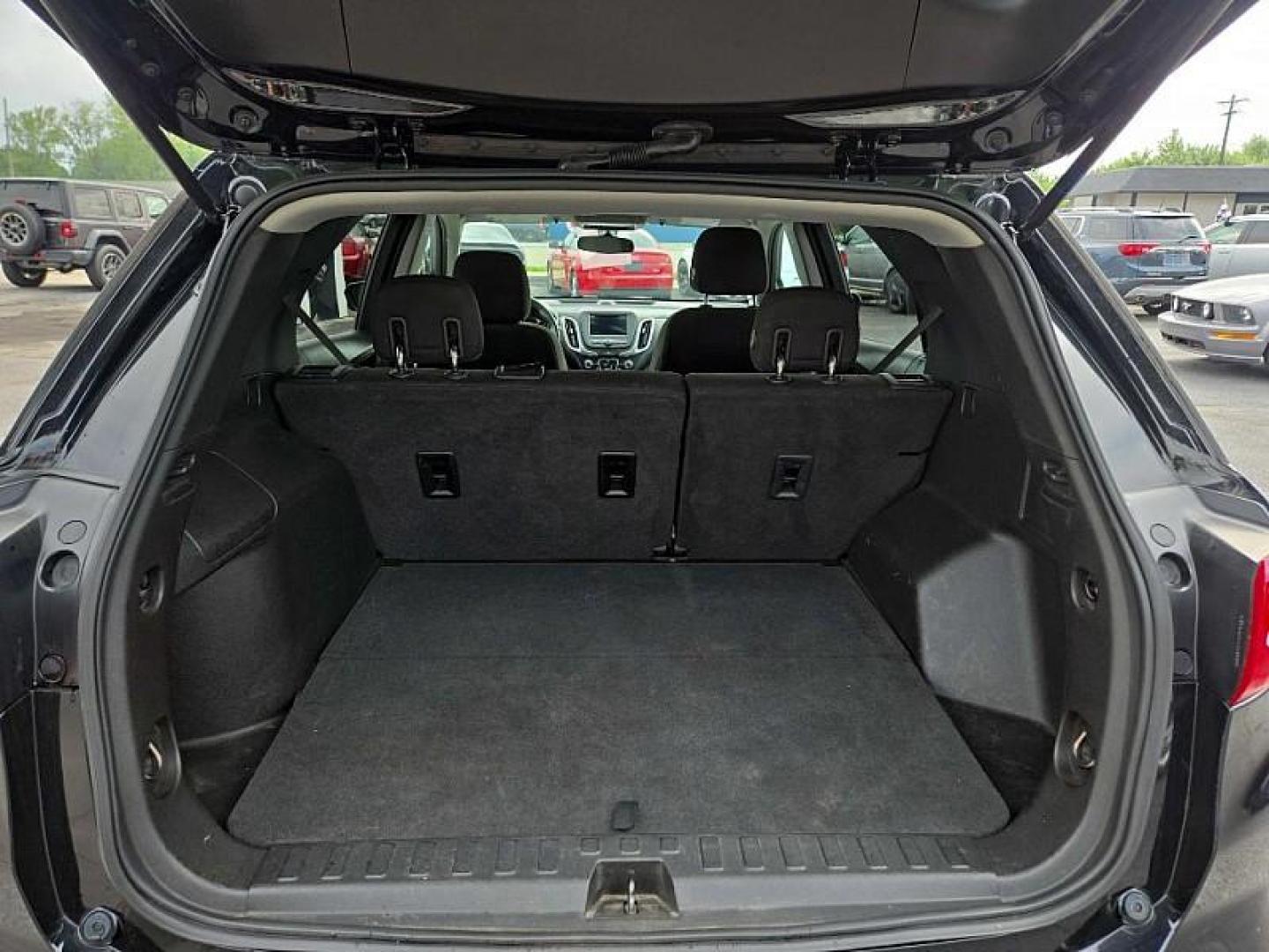 2019 BLACK /BLACK Chevrolet Equinox LT AWD (2GNAXUEV6K6) with an 1.5L L4 DOHC 16V TURBO engine, 6A transmission, located at 3304 Woodville Road, Northwood, OH, 43619, (419) 210-8019, 41.612694, -83.480743 - Your #1 Destination for Auto Loans and mdash;No Matter Your Credit!At our dealership, we believe everyone deserves the opportunity to drive their dream car and mdash;whether you have good credit, bad credit, or no credit at all. With a wide selection of hundreds of cars, trucks, and SUVs, you'll fin - Photo#12