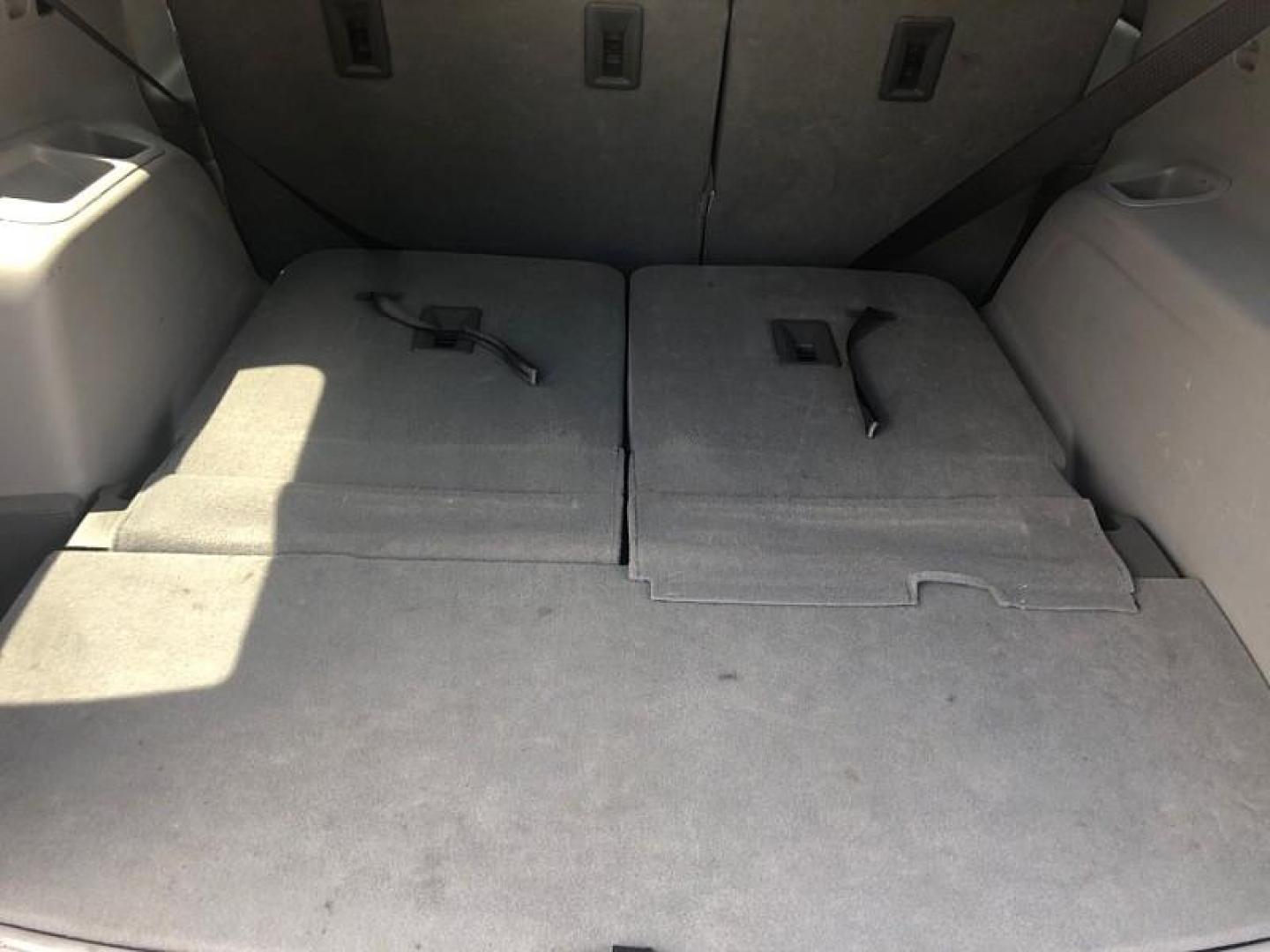 2023 RED /GRAY GMC Acadia SLT AWD (1GKKNUL47PZ) with an 2.0L L4 DOHC 16V TURBO engine, 9A transmission, located at 3304 Woodville Road, Northwood, OH, 43619, (419) 210-8019, 41.612694, -83.480743 - Your #1 Destination for Auto Loans and mdash;No Matter Your Credit!At our dealership, we believe everyone deserves the opportunity to drive their dream car and mdash;whether you have good credit, bad credit, or no credit at all. With a wide selection of hundreds of cars, trucks, and SUVs, you'll fin - Photo#13