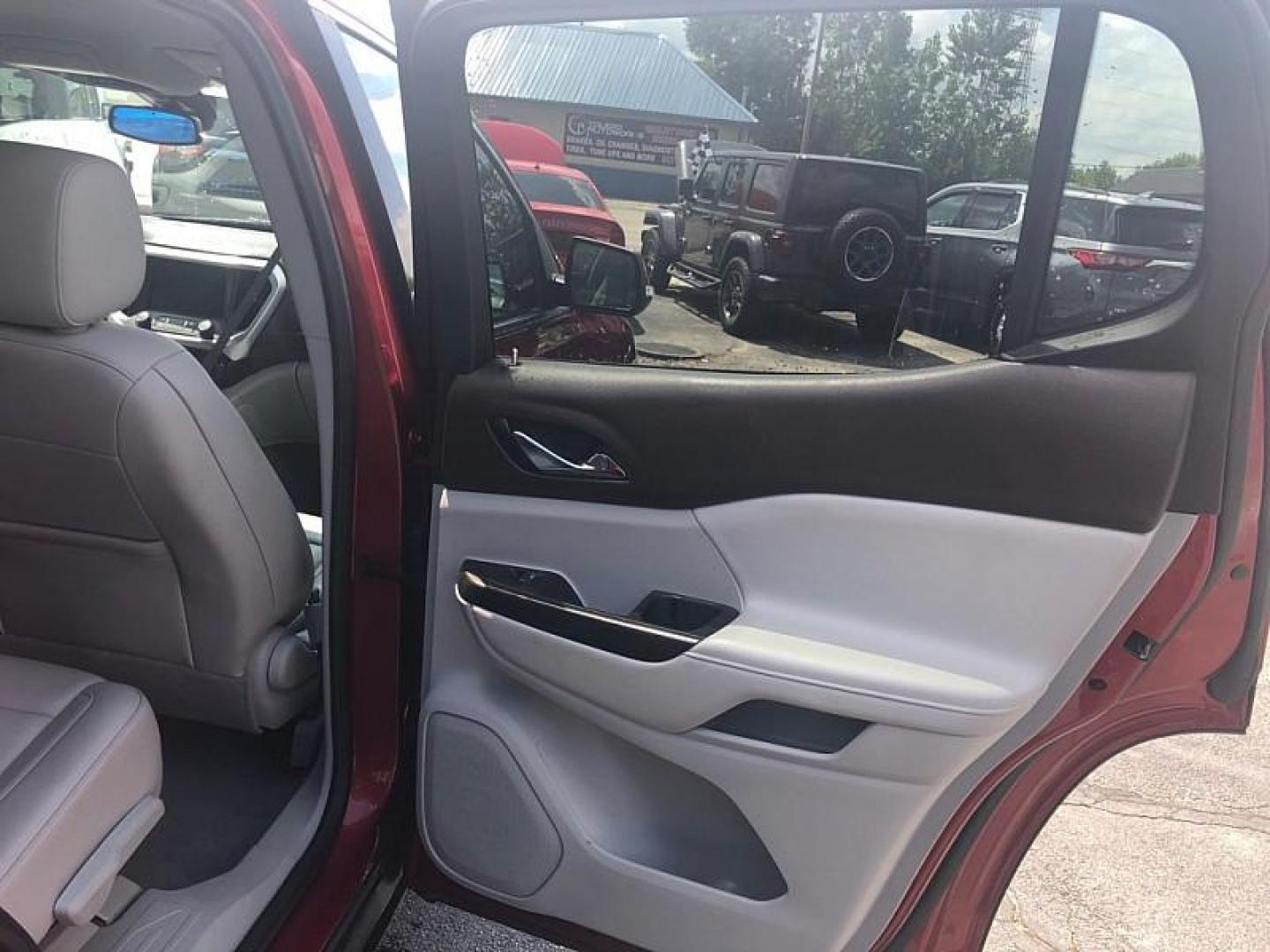 2023 RED /GRAY GMC Acadia SLT AWD (1GKKNUL47PZ) with an 2.0L L4 DOHC 16V TURBO engine, 9A transmission, located at 3304 Woodville Road, Northwood, OH, 43619, (419) 210-8019, 41.612694, -83.480743 - Your #1 Destination for Auto Loans and mdash;No Matter Your Credit!At our dealership, we believe everyone deserves the opportunity to drive their dream car and mdash;whether you have good credit, bad credit, or no credit at all. With a wide selection of hundreds of cars, trucks, and SUVs, you'll fin - Photo#14