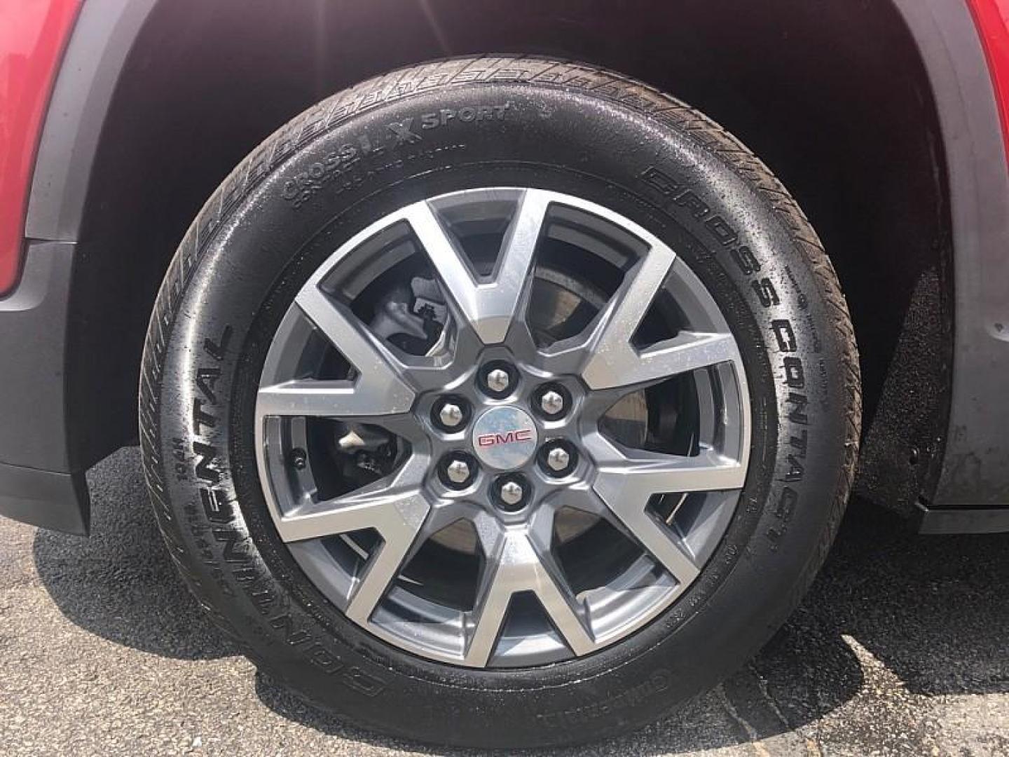 2023 RED /GRAY GMC Acadia SLT AWD (1GKKNUL47PZ) with an 2.0L L4 DOHC 16V TURBO engine, 9A transmission, located at 3304 Woodville Road, Northwood, OH, 43619, (419) 210-8019, 41.612694, -83.480743 - Your #1 Destination for Auto Loans and mdash;No Matter Your Credit!At our dealership, we believe everyone deserves the opportunity to drive their dream car and mdash;whether you have good credit, bad credit, or no credit at all. With a wide selection of hundreds of cars, trucks, and SUVs, you'll fin - Photo#19