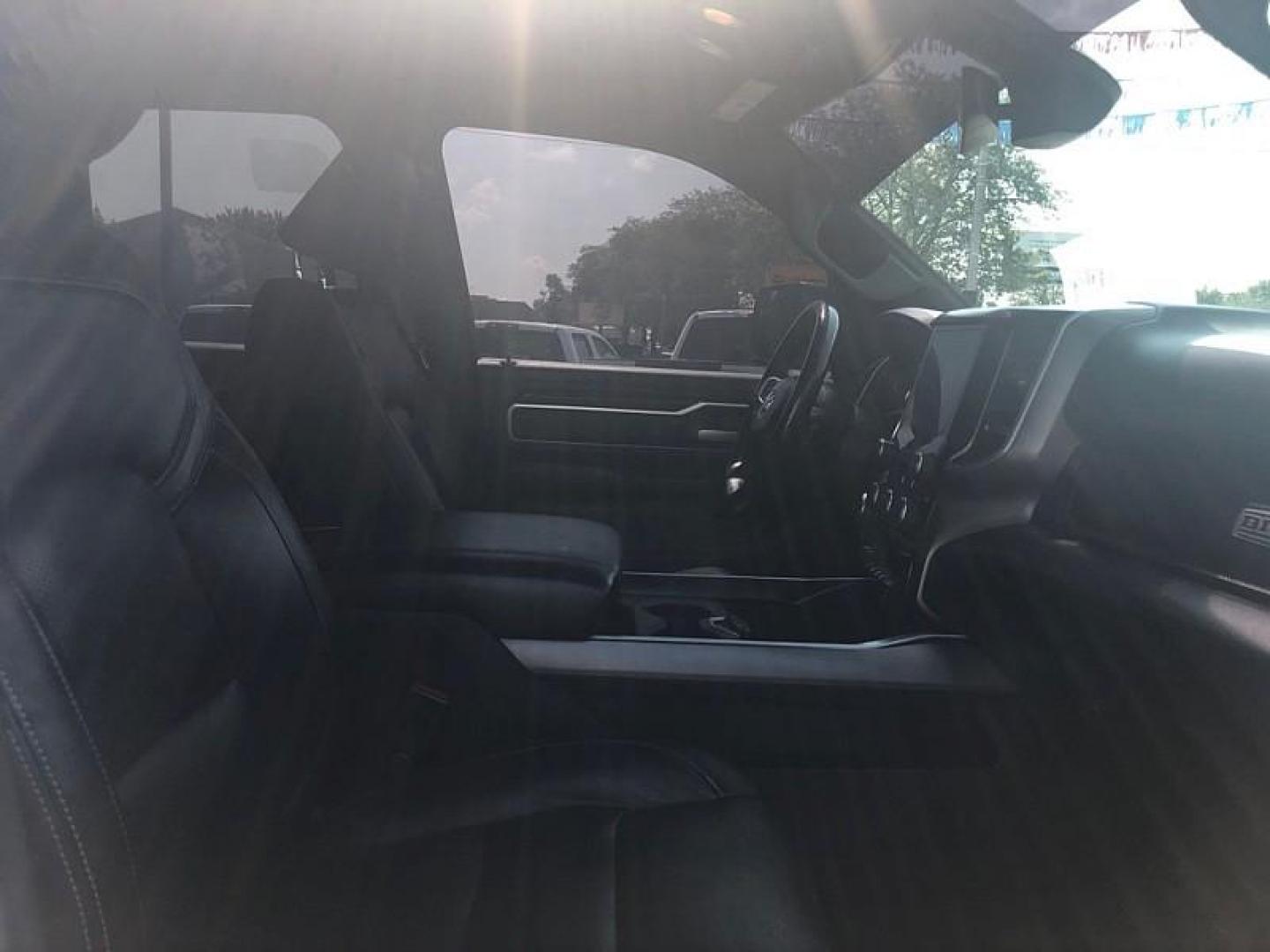 2022 WHITE RAM 1500 Big Horn Quad Cab 4WD (1C6SRFBT5NN) with an 3.6L V6 FFV engine, 8A transmission, located at 3304 Woodville Road, Northwood, OH, 43619, (419) 210-8019, 41.612694, -83.480743 - Your #1 Destination for Auto Loans and mdash;No Matter Your Credit!At our dealership, we believe everyone deserves the opportunity to drive their dream car and mdash;whether you have good credit, bad credit, or no credit at all. With a wide selection of hundreds of cars, trucks, and SUVs, you'll fin - Photo#15