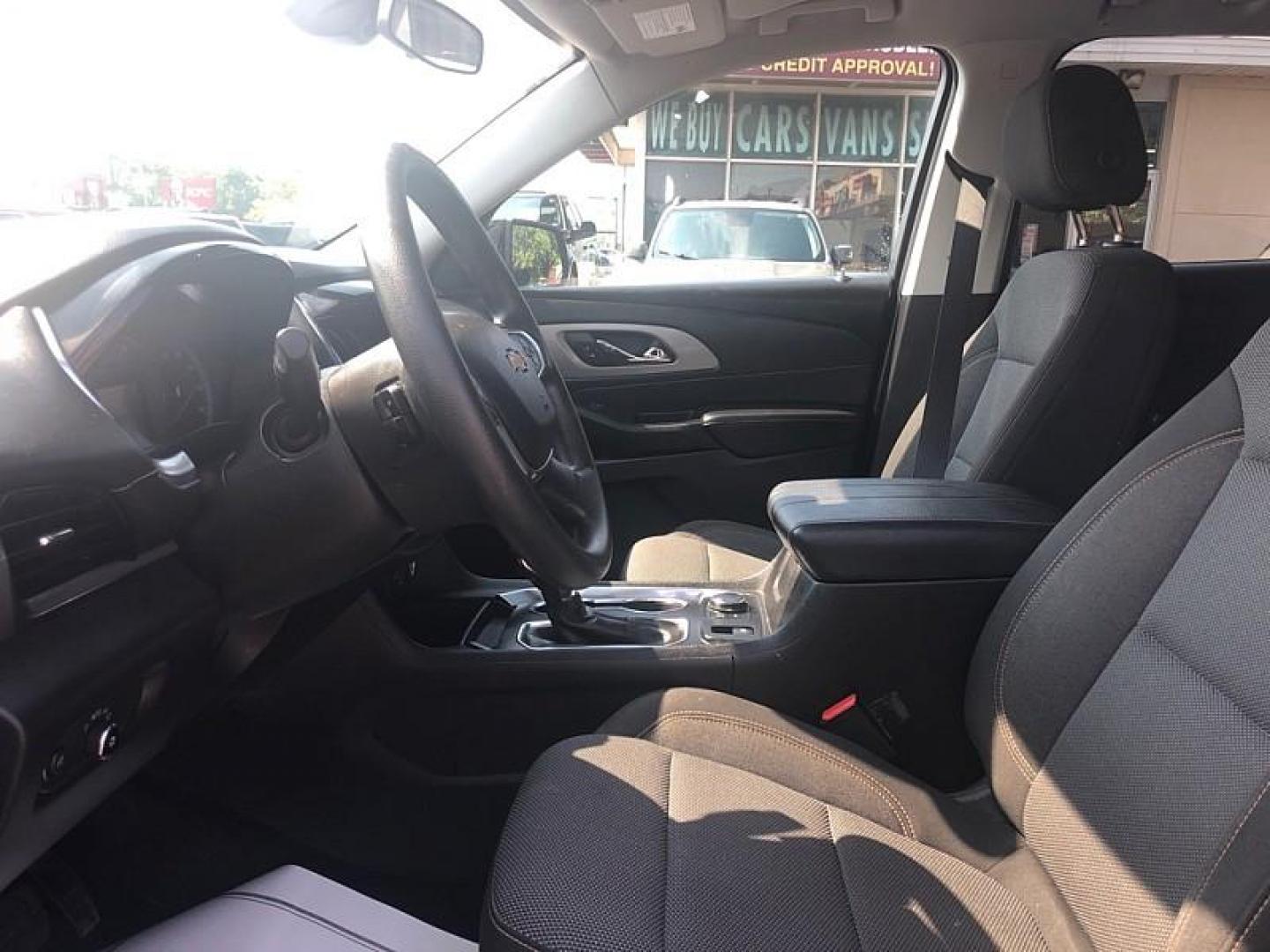 2021 BLACK /BLACK Chevrolet Traverse LS FL AWD (1GNEVLKW3MJ) with an 3.6L V6 DOHC 24V engine, 9A transmission, located at 3304 Woodville Road, Northwood, OH, 43619, (419) 210-8019, 41.612694, -83.480743 - Your #1 Destination for Auto Loans and mdash;No Matter Your Credit!At our dealership, we believe everyone deserves the opportunity to drive their dream car and mdash;whether you have good credit, bad credit, or no credit at all. With a wide selection of hundreds of cars, trucks, and SUVs, you'll fin - Photo#9