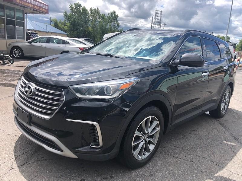 photo of 2017 Hyundai Santa Fe SE AWD