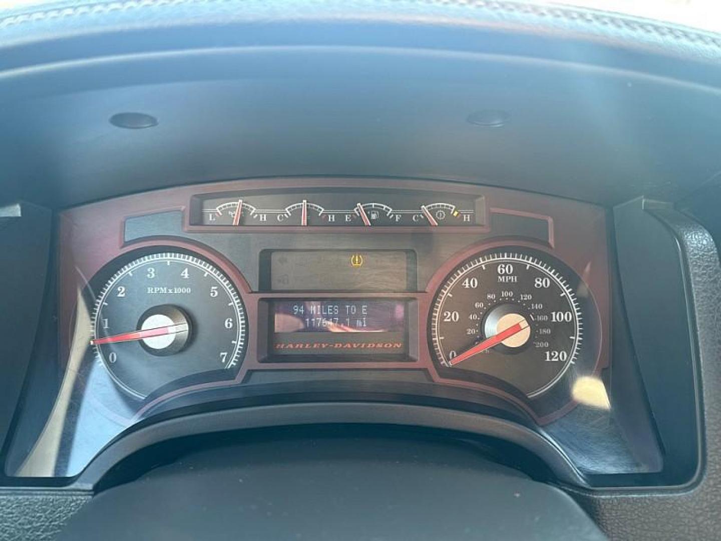 2010 BLACK /BROWN Ford F-150 Lariat SuperCrew 5.5-ft. Bed 4WD (1FTFW1EV1AF) with an 5.4L V8 SOHC 24V FFV engine, 4-Speed Automatic transmission, located at 3304 Woodville Road, Northwood, OH, 43619, (419) 210-8019, 41.612694, -83.480743 - Your #1 Destination for Auto Loans and mdash;No Matter Your Credit!At our dealership, we believe everyone deserves the opportunity to drive their dream car and mdash;whether you have good credit, bad credit, or no credit at all. With a wide selection of hundreds of cars, trucks, and SUVs, you'll fin - Photo#18