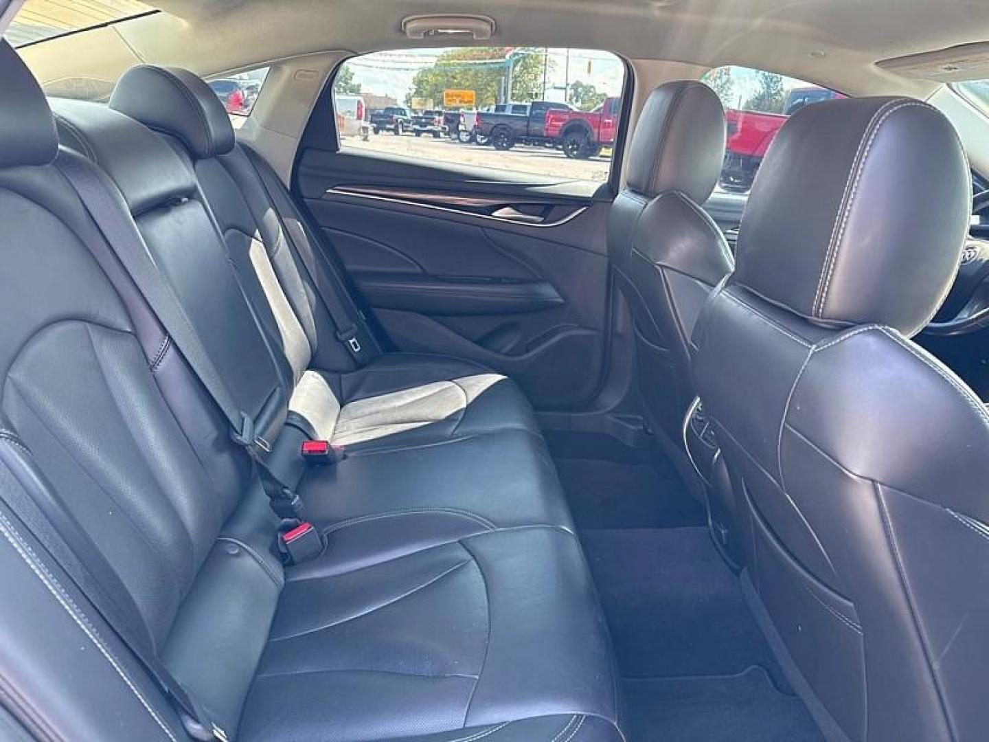 2017 GREEN /BLACK Buick LaCrosse Essence (1G4ZP5SS4HU) with an 3.6L V6 DOHC 24V engine, 8A transmission, located at 3304 Woodville Road, Northwood, OH, 43619, (419) 210-8019, 41.612694, -83.480743 - Your #1 Destination for Auto Loans and mdash;No Matter Your Credit!At our dealership, we believe everyone deserves the opportunity to drive their dream car and mdash;whether you have good credit, bad credit, or no credit at all. With a wide selection of hundreds of cars, trucks, and SUVs, you'll fin - Photo#14